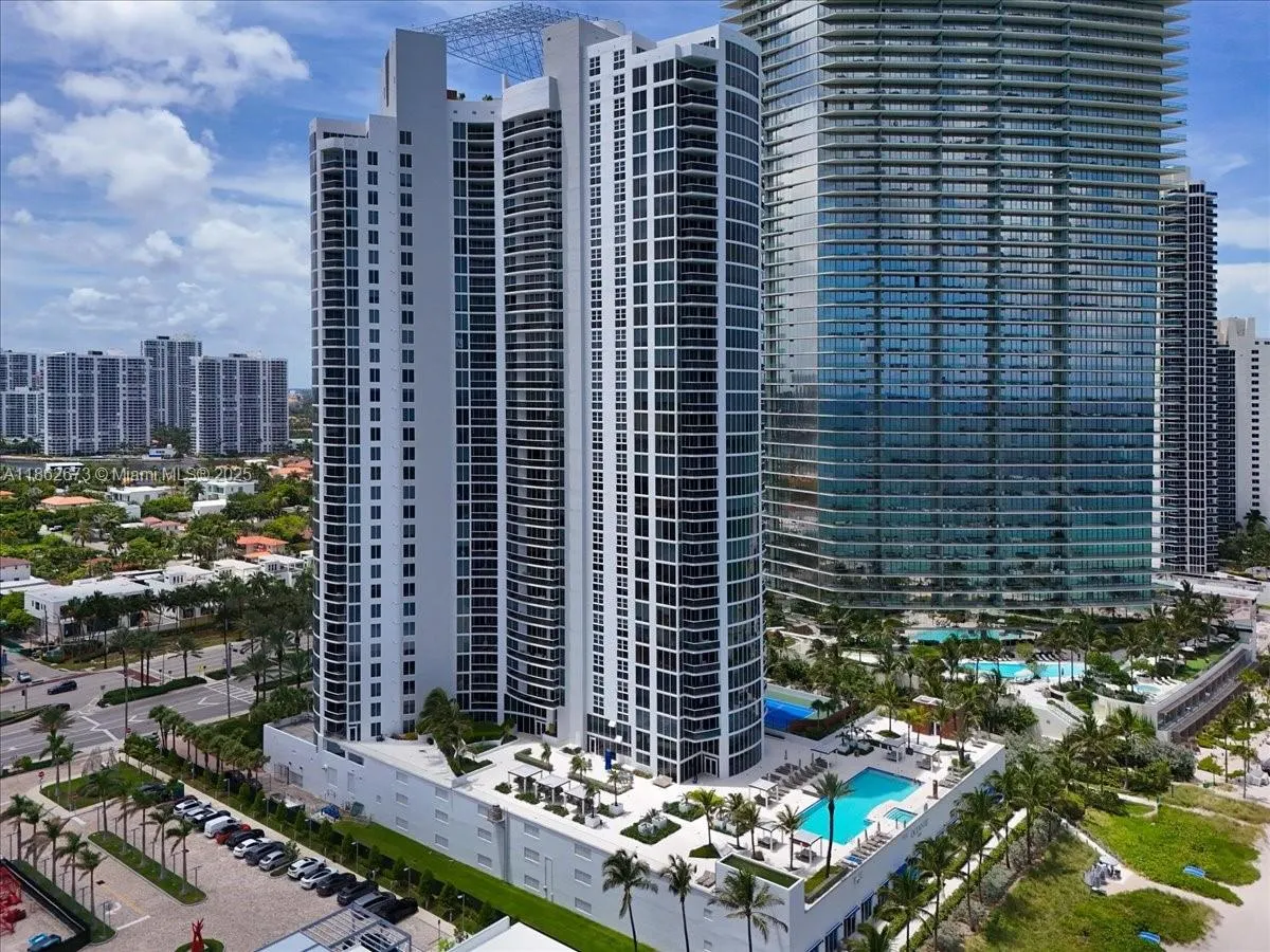 18911 Collins Ave, #1903
