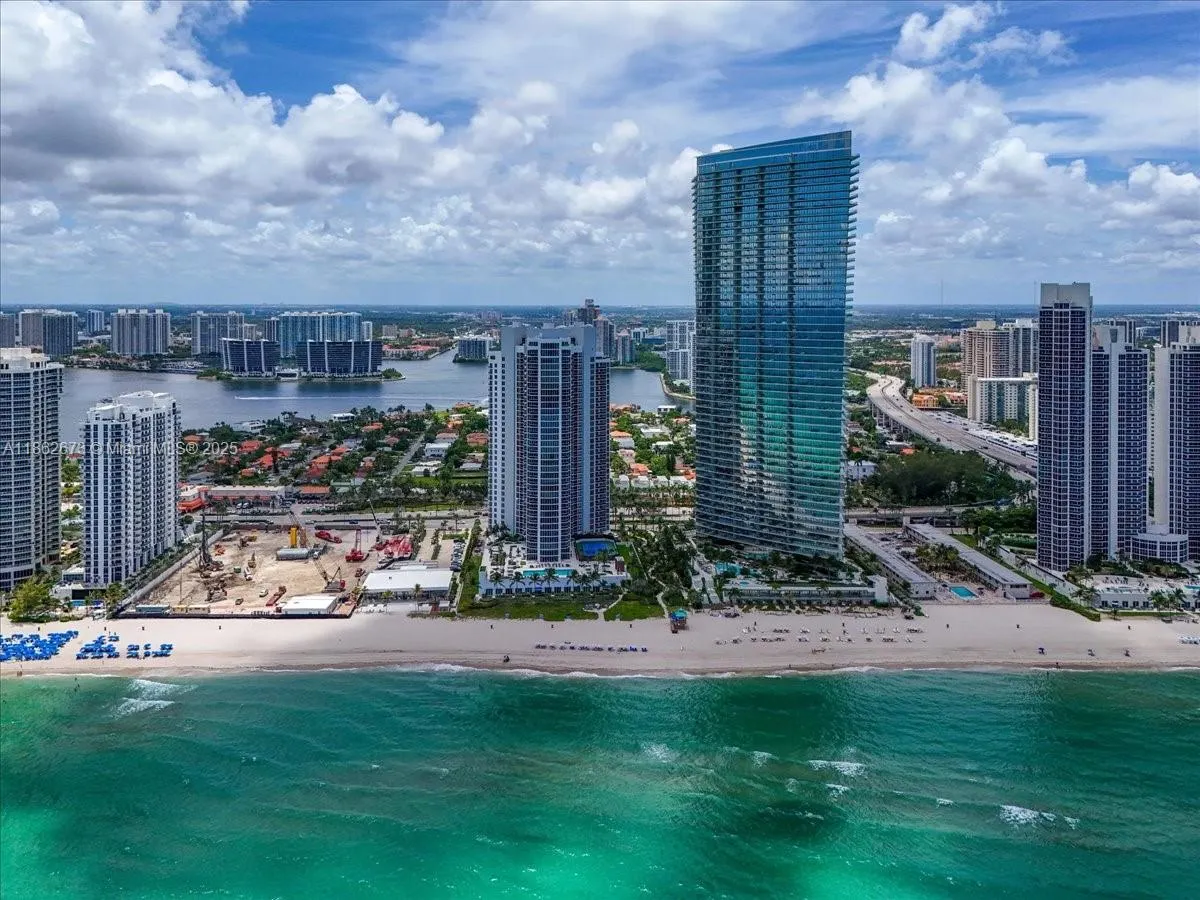 18911 Collins Ave, #1903