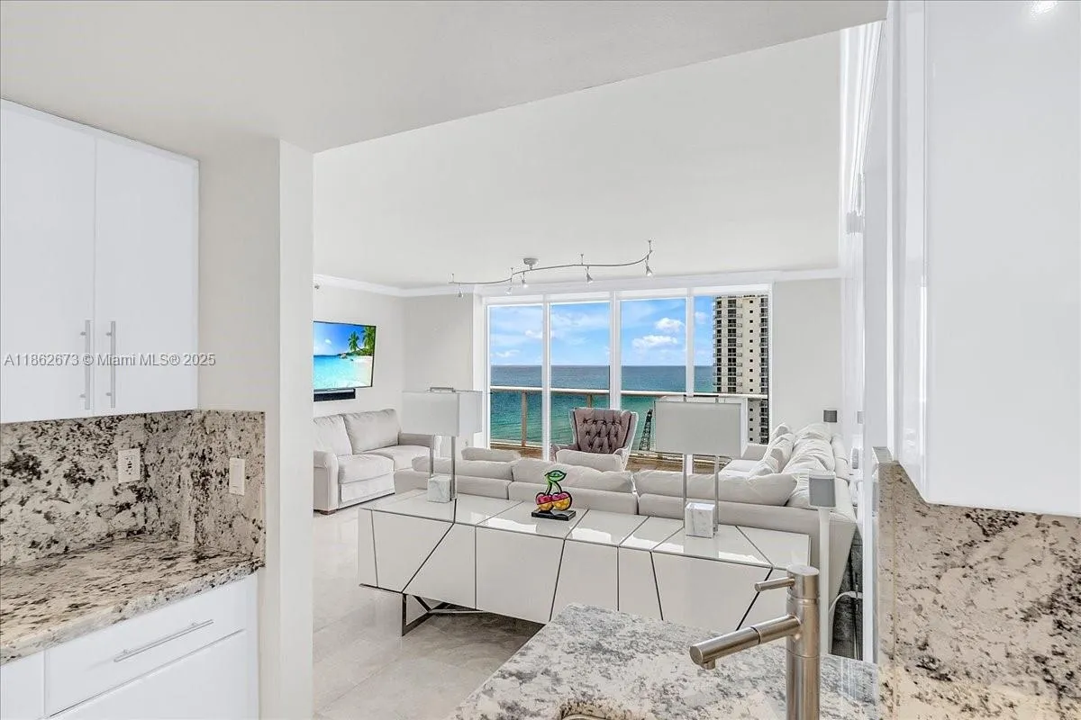 18911 Collins Ave, #1903