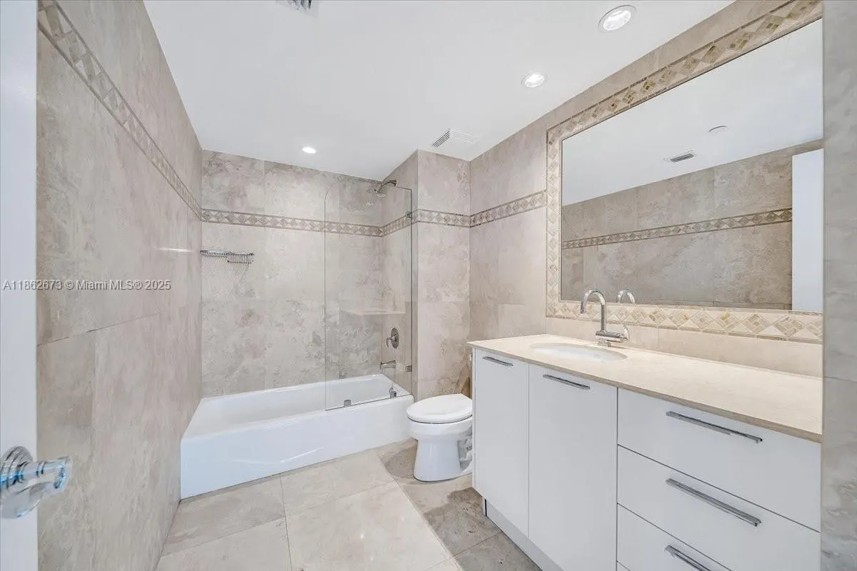 18911 Collins Ave, #1903