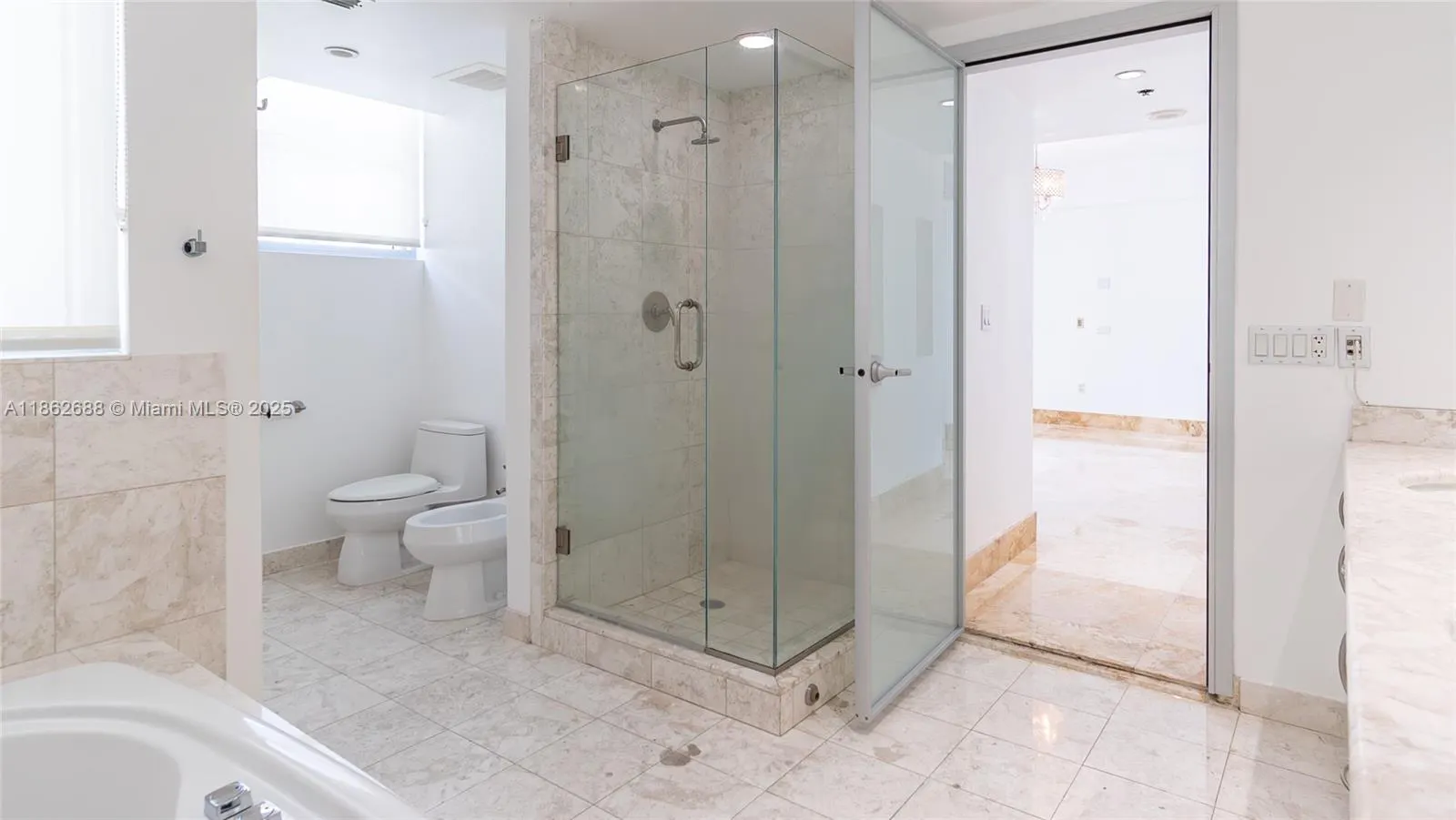 1331 Brickell Bay Dr, #1402