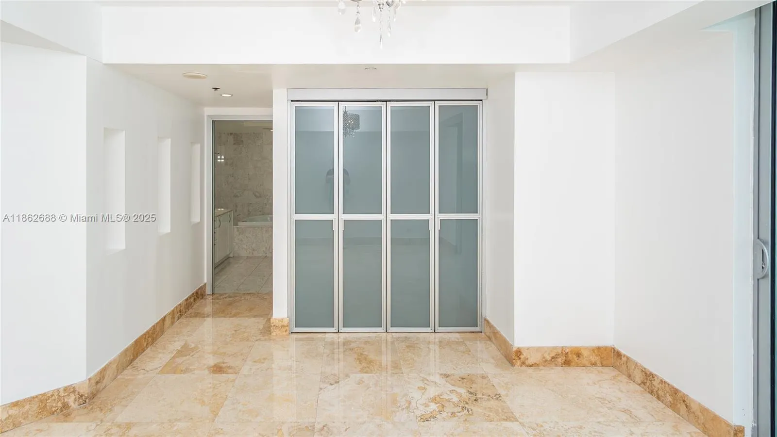 1331 Brickell Bay Dr, #1402
