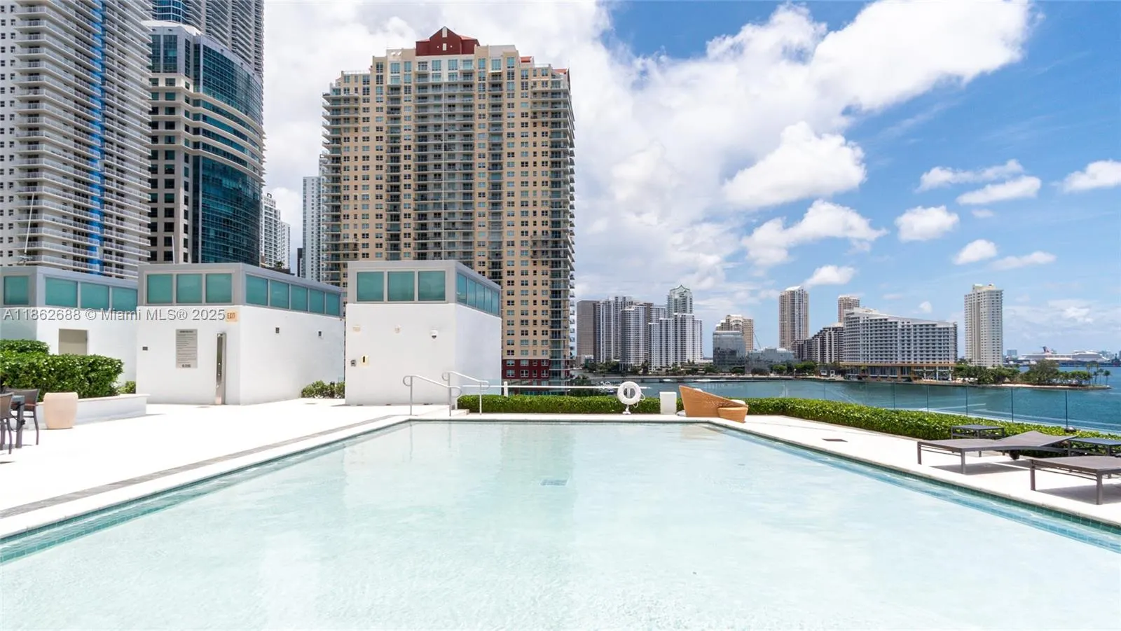 1331 Brickell Bay Dr, #1402