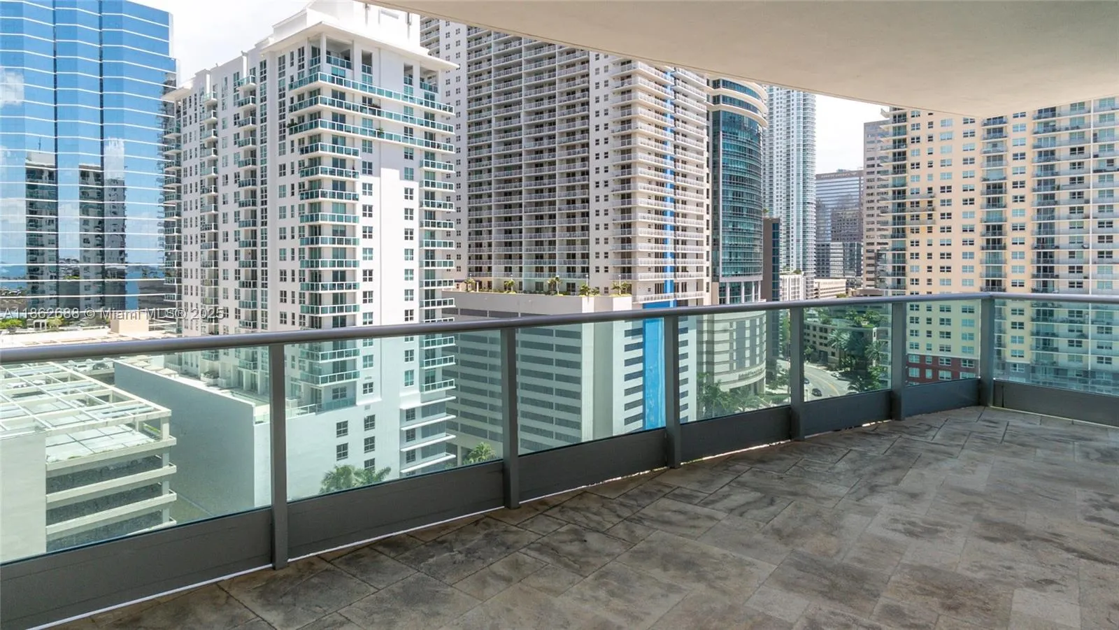1331 Brickell Bay Dr, #1402