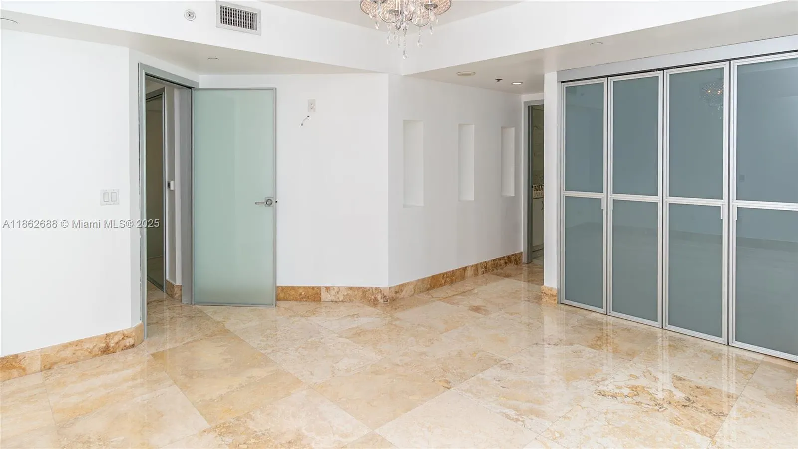 1331 Brickell Bay Dr, #1402