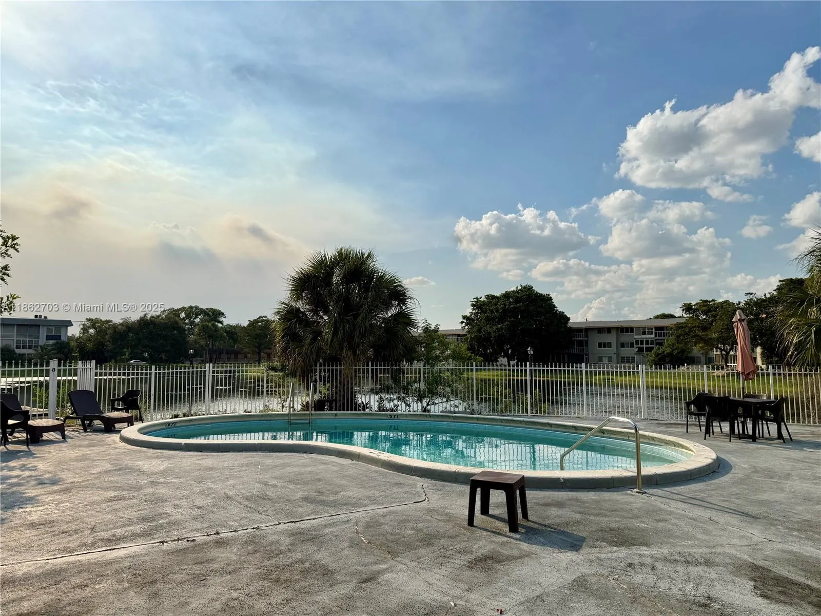 5495 NW 10th Ct, #104