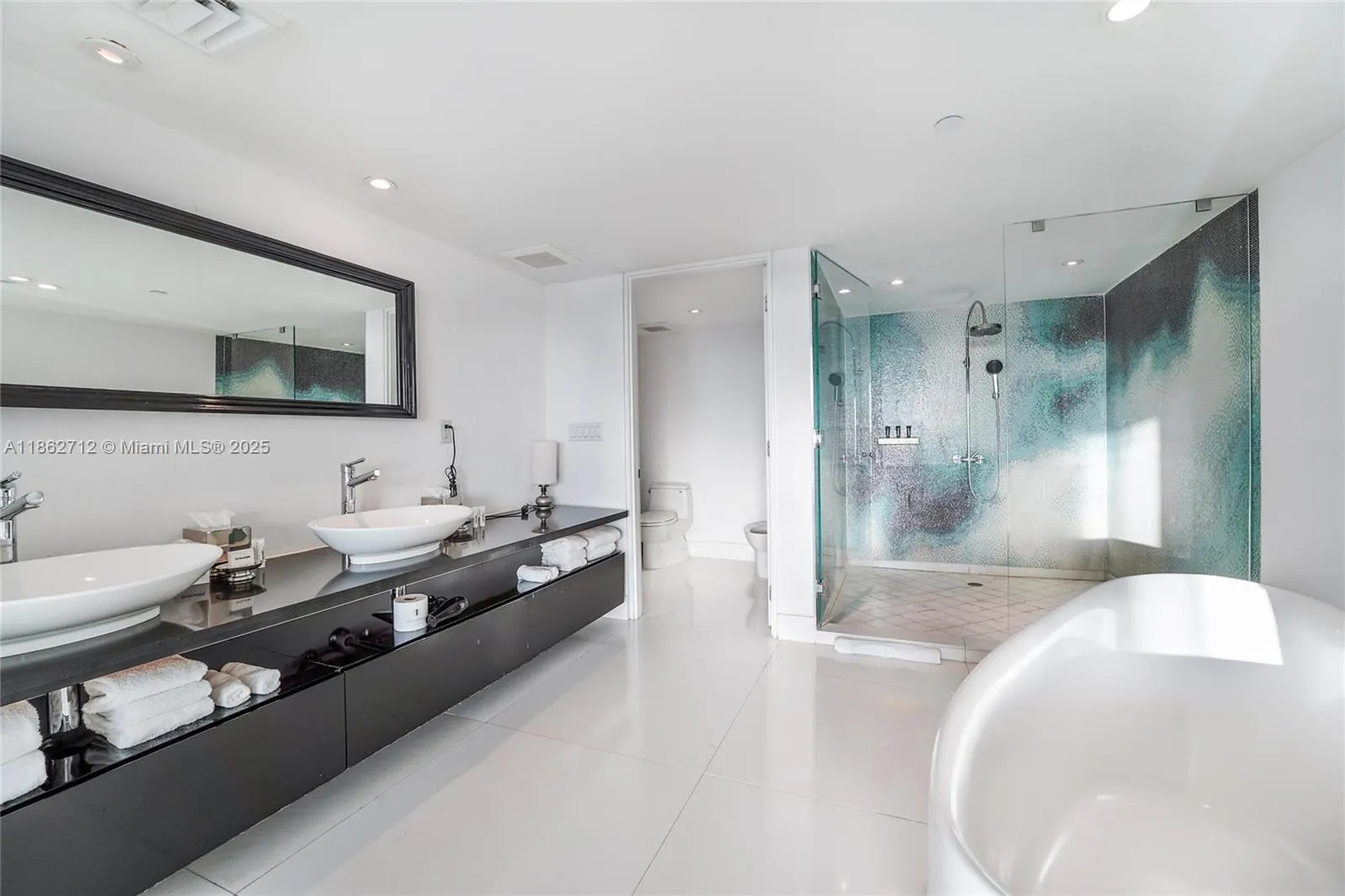 1100 West Ave, #TS-4