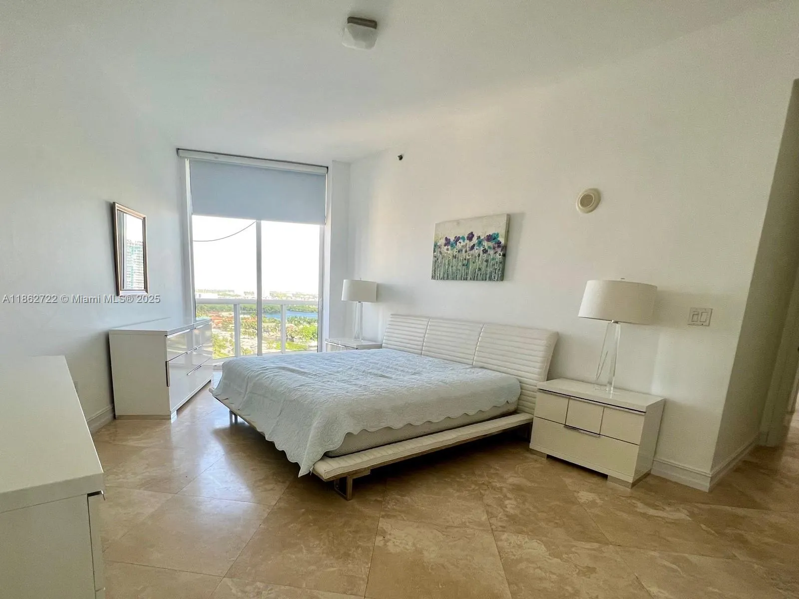 16001 Collins Ave, #1605