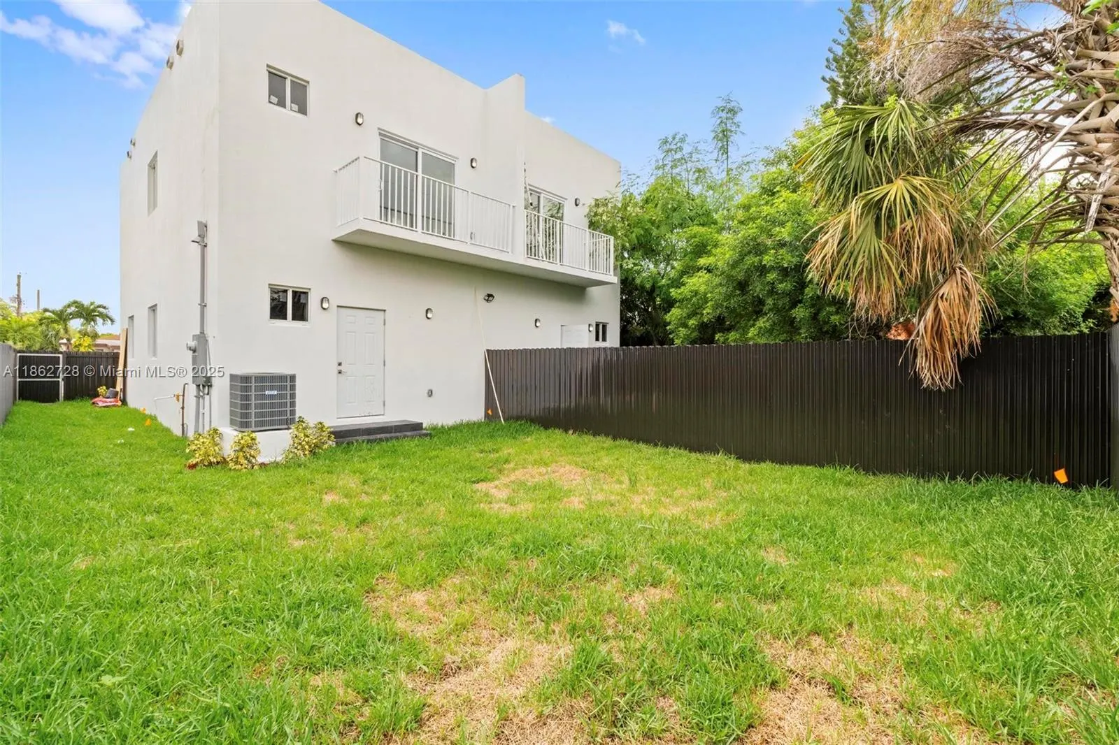 2145 NW 4 Th st