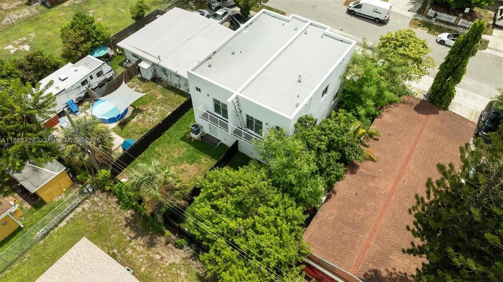 2145 NW 4 Th st