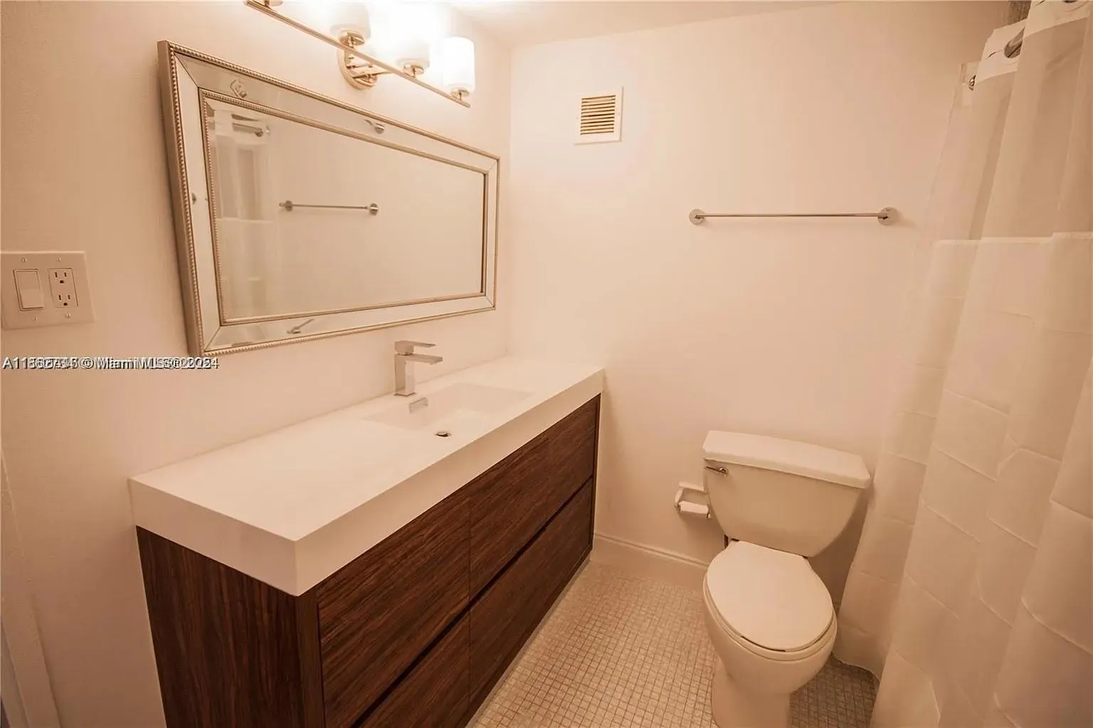 1200 West Ave, #317