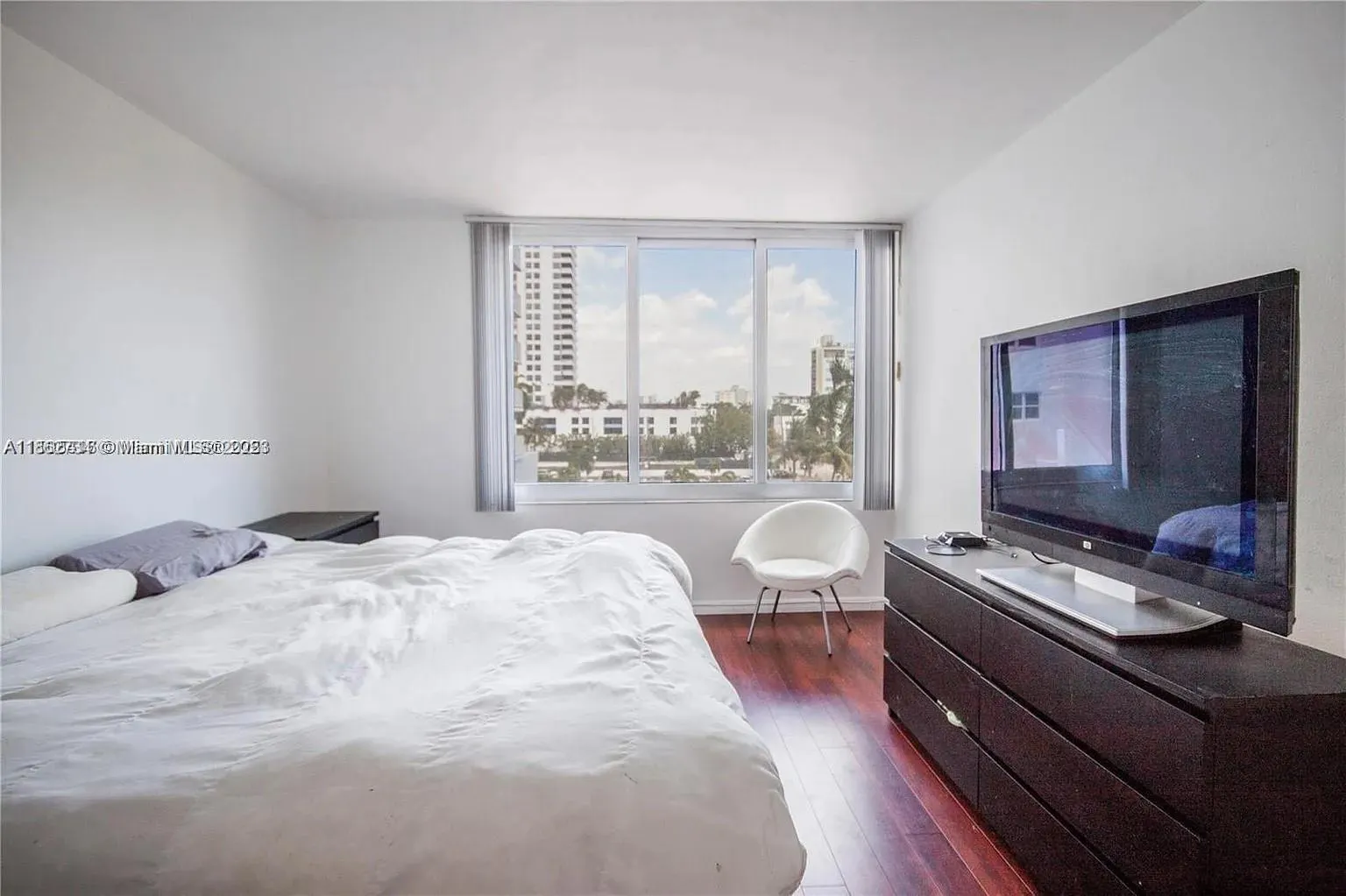 1200 West Ave, #317