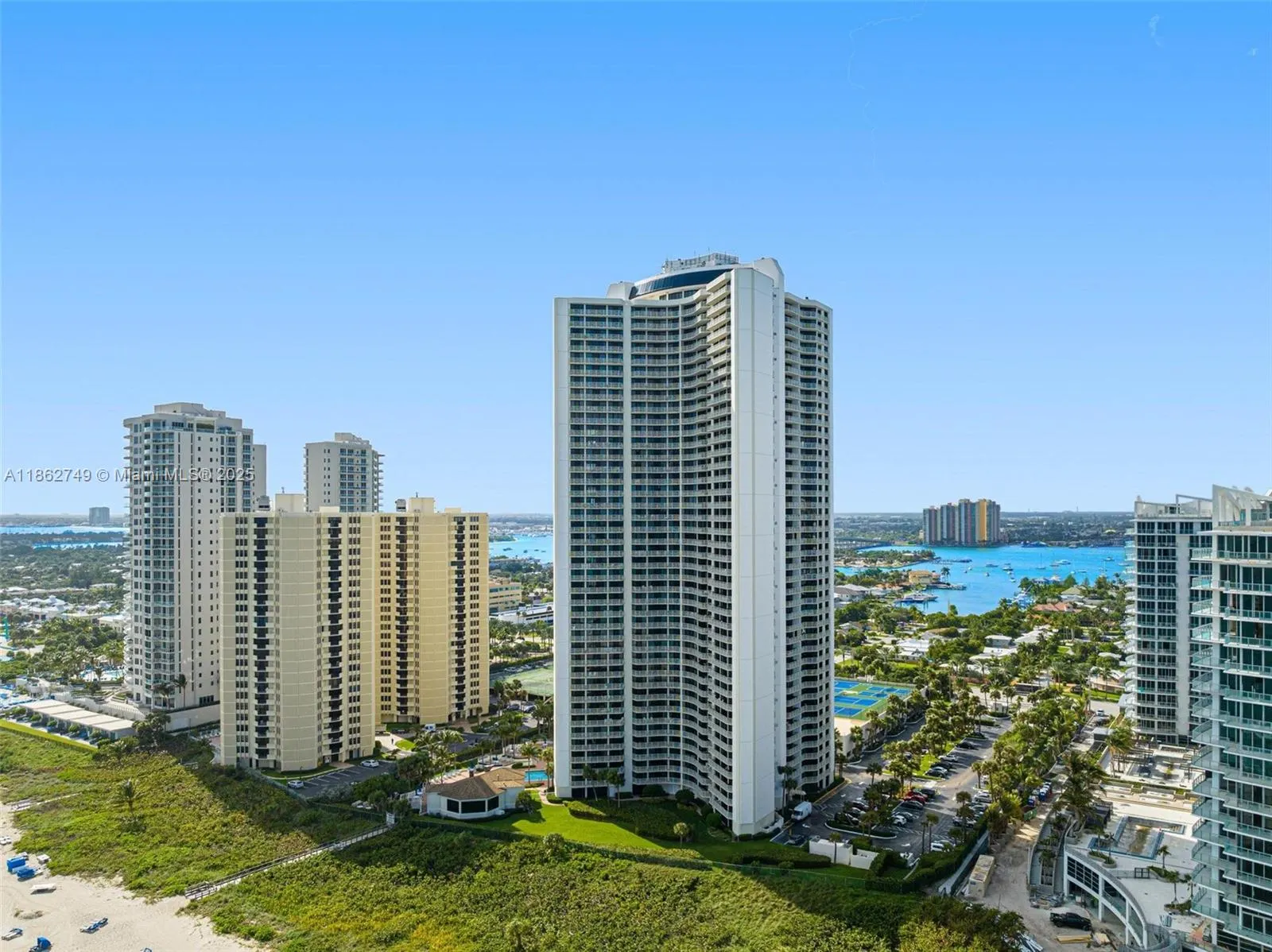 3000 N Ocean Dr, #24H