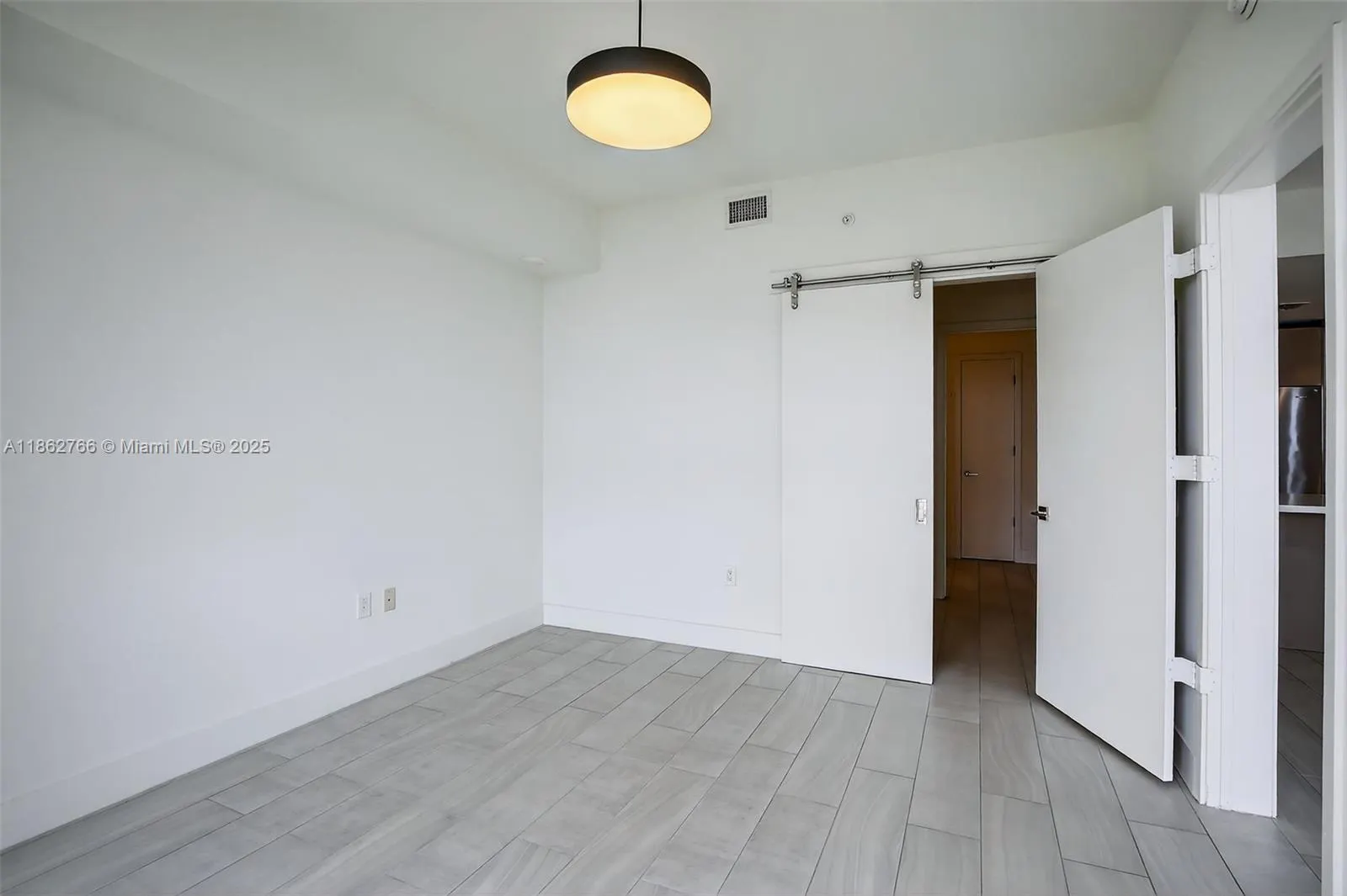 2000 Metropica Way, #2302