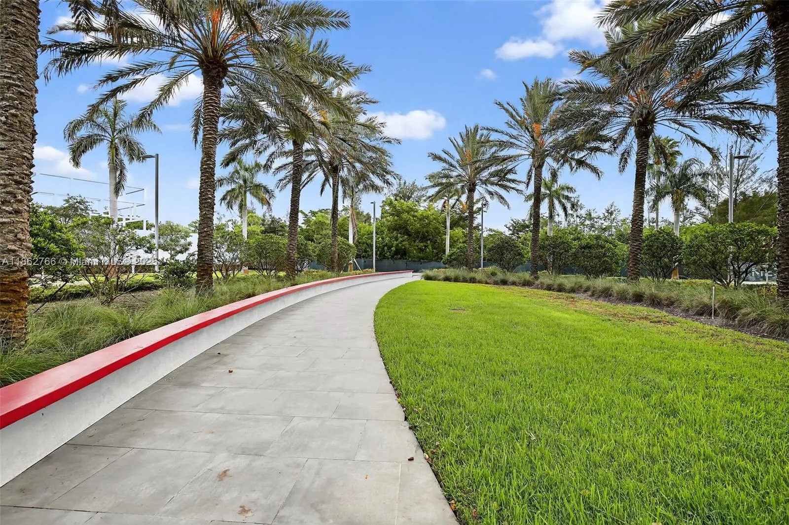 2000 Metropica Way, #2302