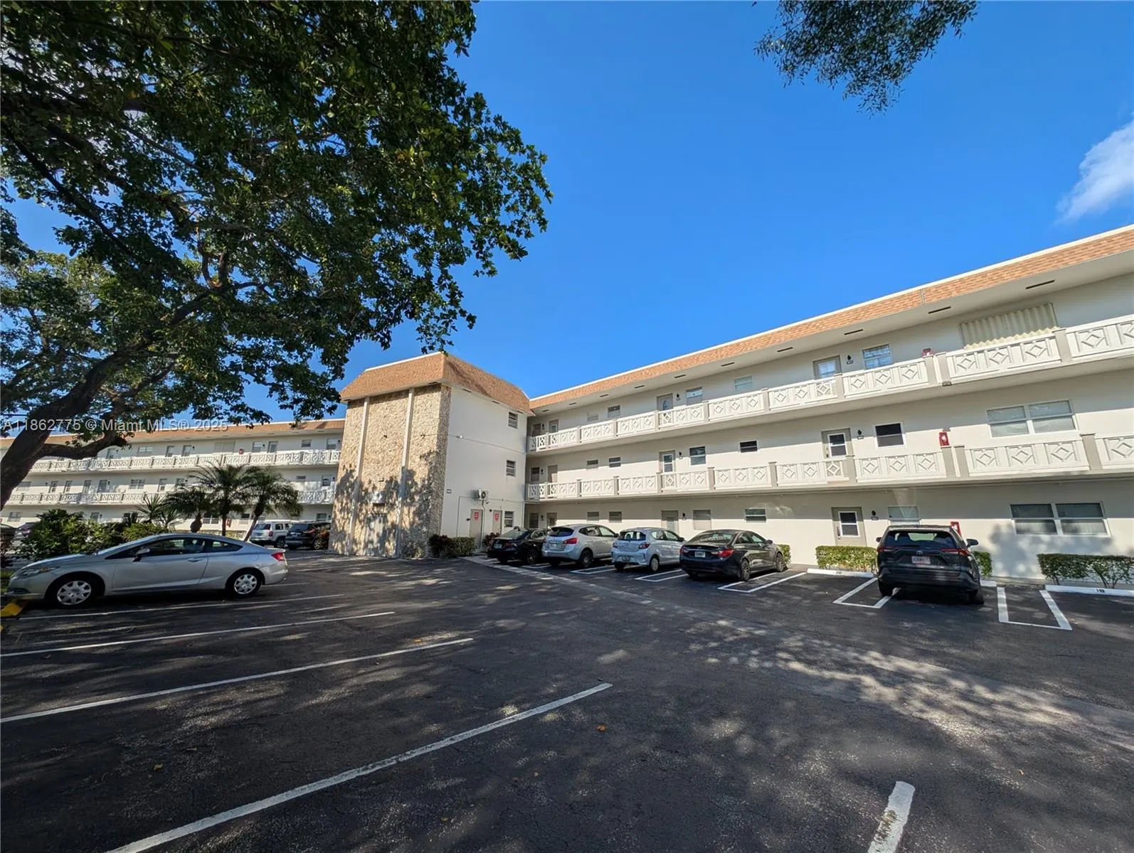 3505 NW 48th Ave, #614