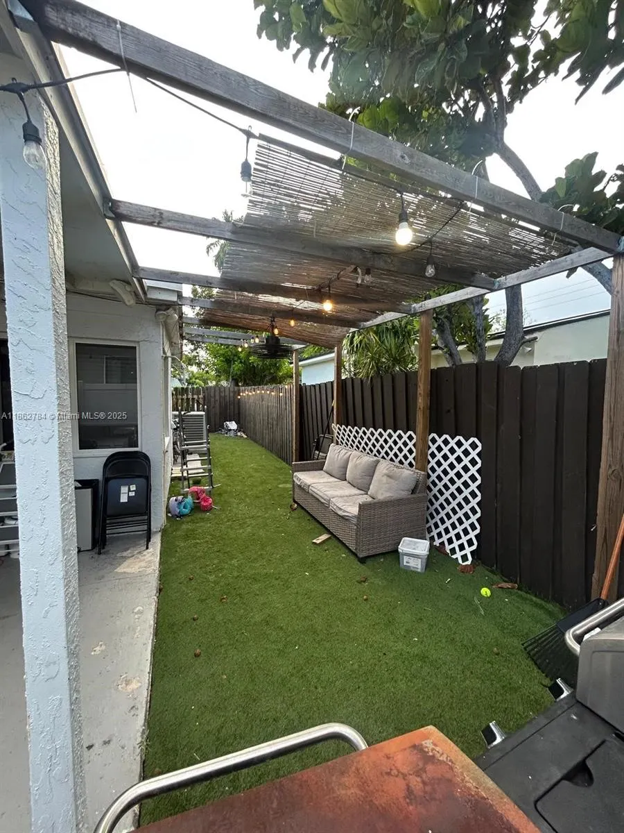 523 S 16th Ave, #0
