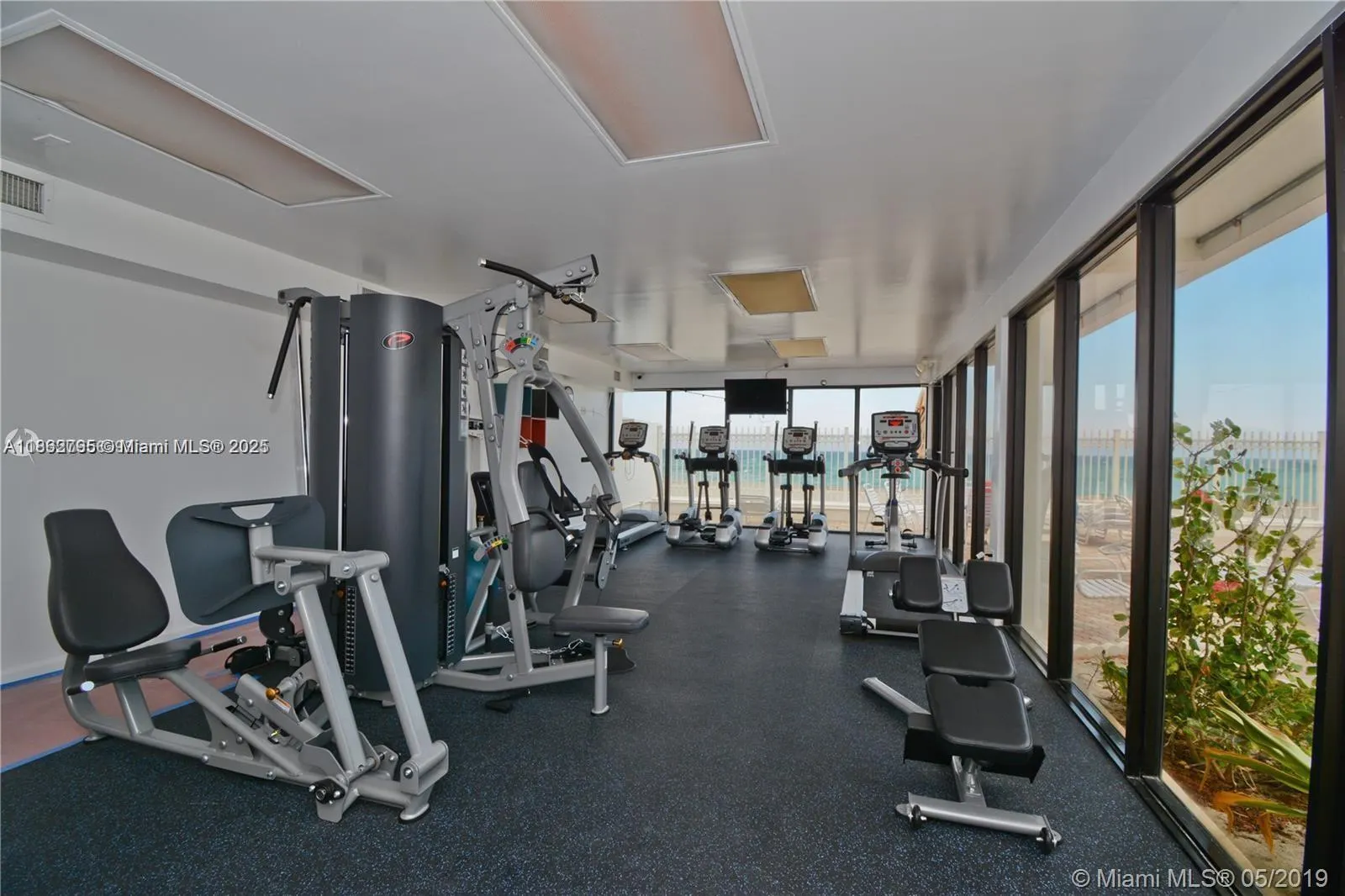 3505 S Ocean Dr, #707