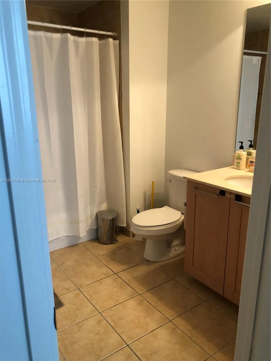 511 SE 5th Ave, #707