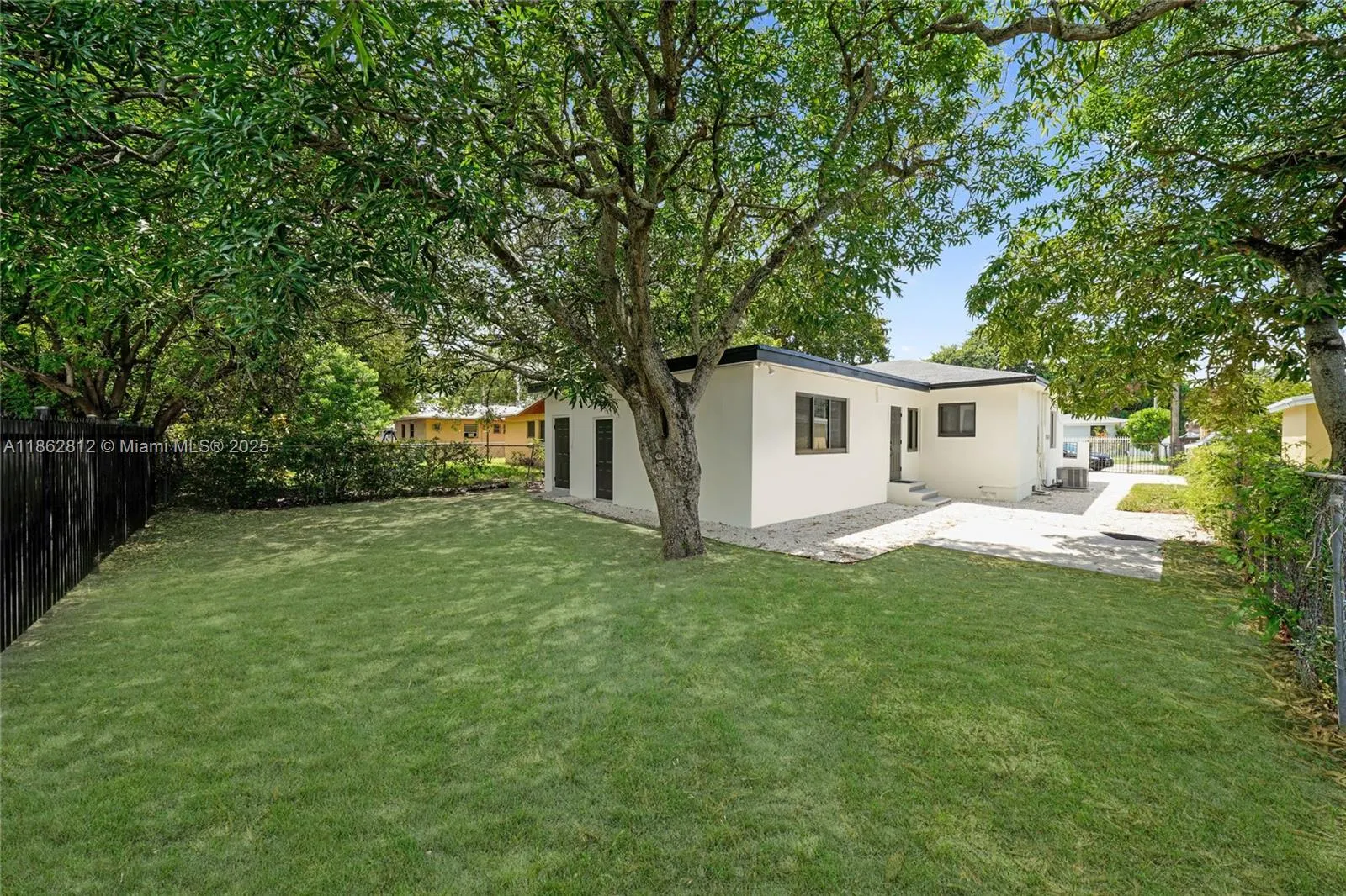 1321 NW 44th St