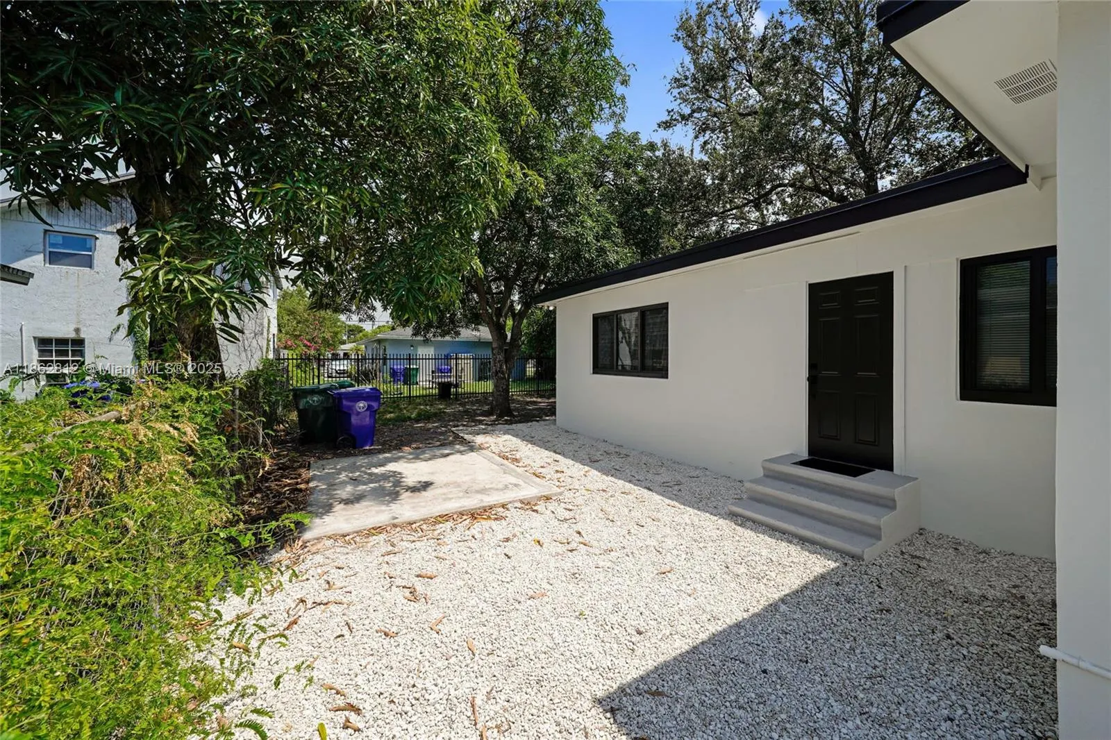 1321 NW 44th St