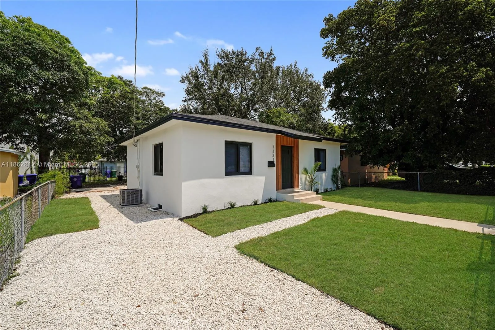 1321 NW 44th St