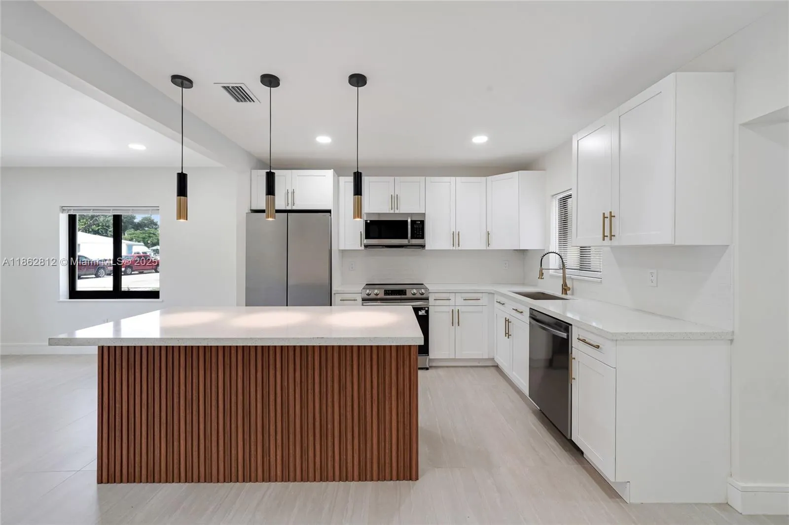 1321 NW 44th St