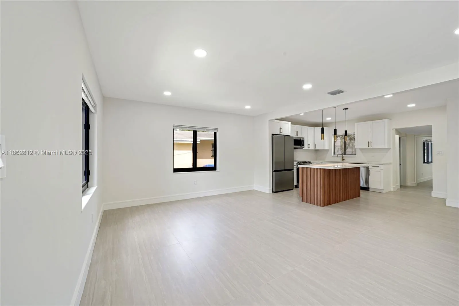 1321 NW 44th St
