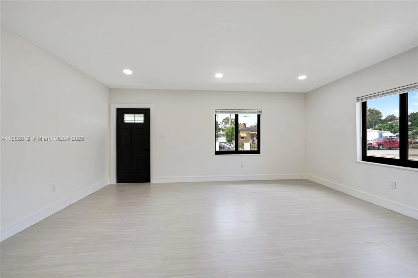 1321 NW 44th St