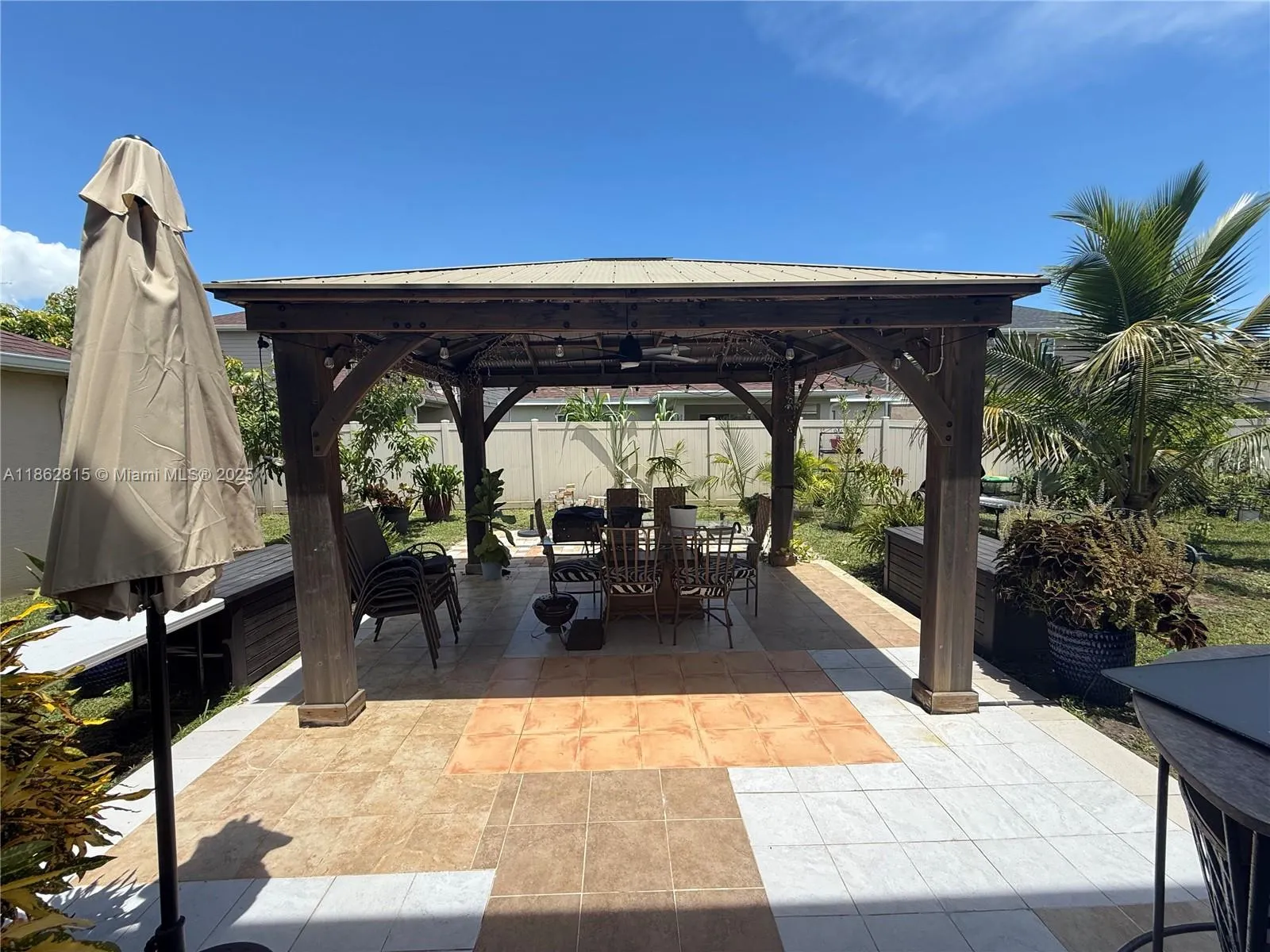 5900 NW Pine Trail Cir