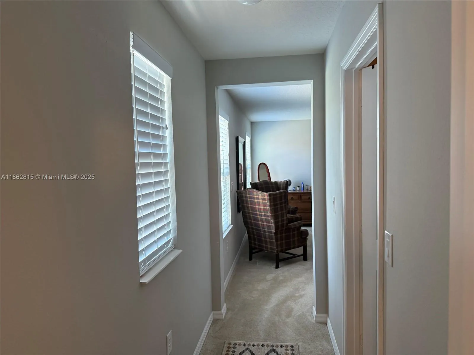 5900 NW Pine Trail Cir