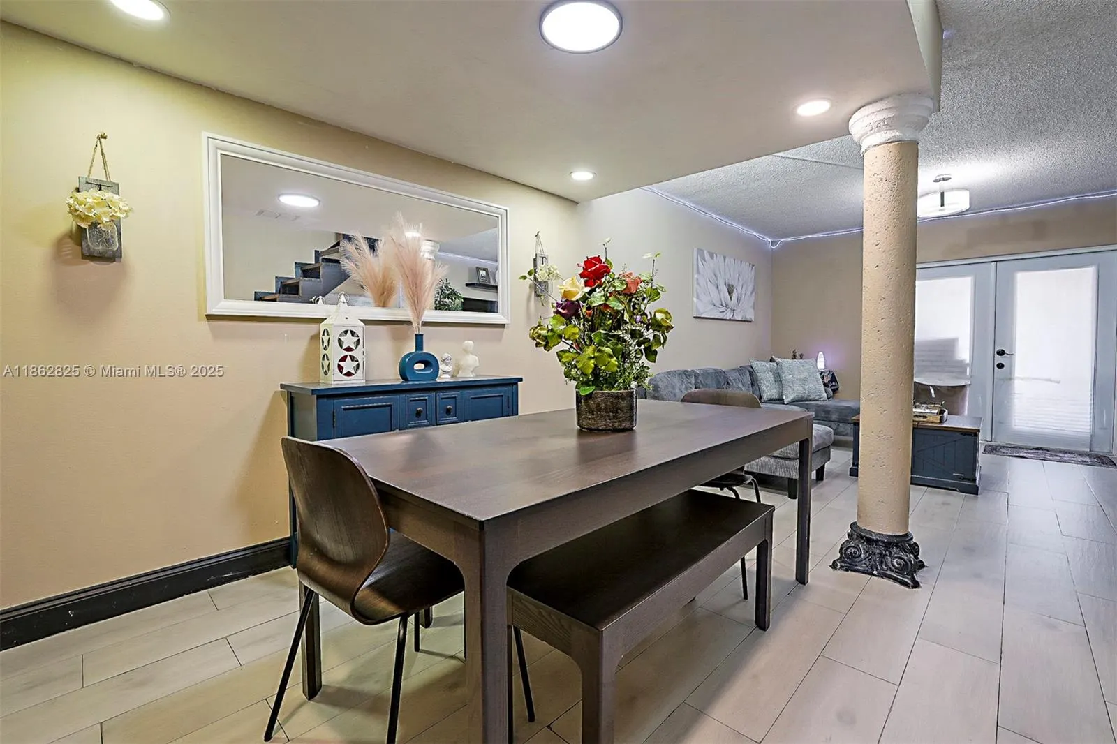 1705 W 57th St, #506