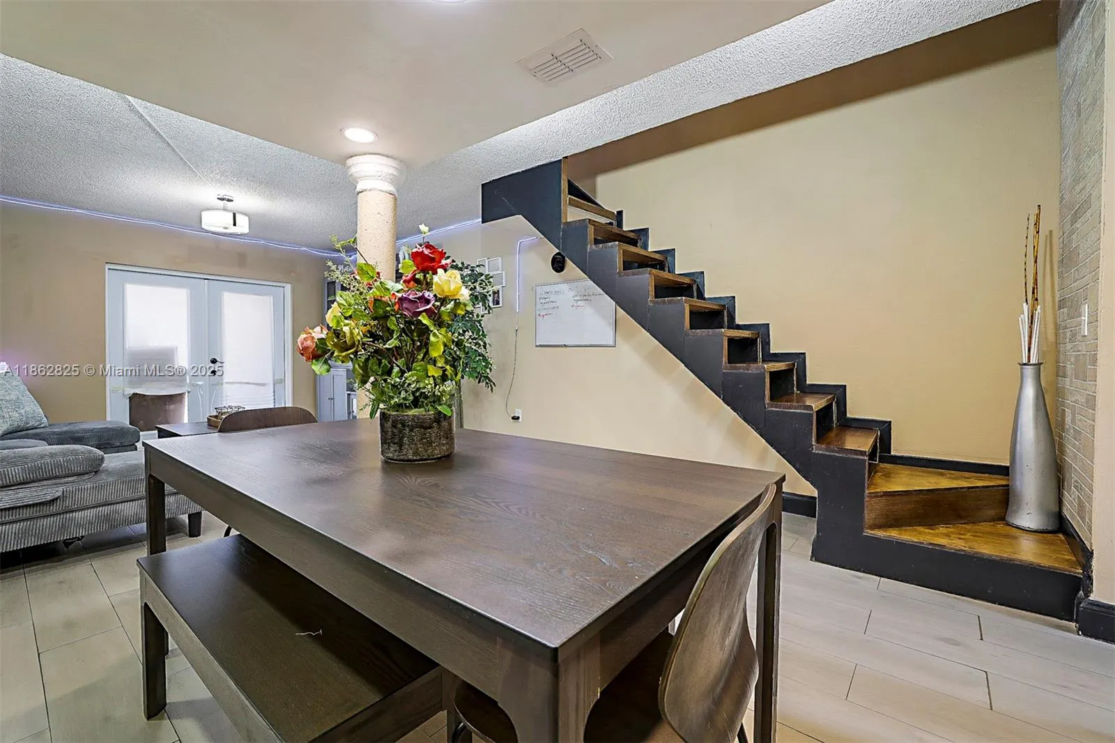 1705 W 57th St, #506