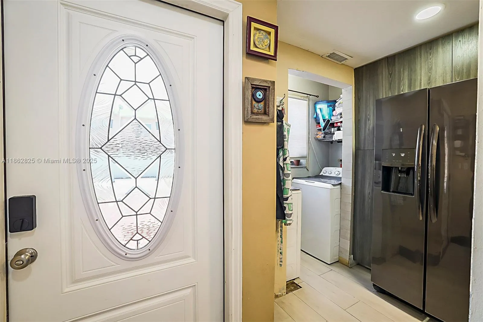 1705 W 57th St, #506