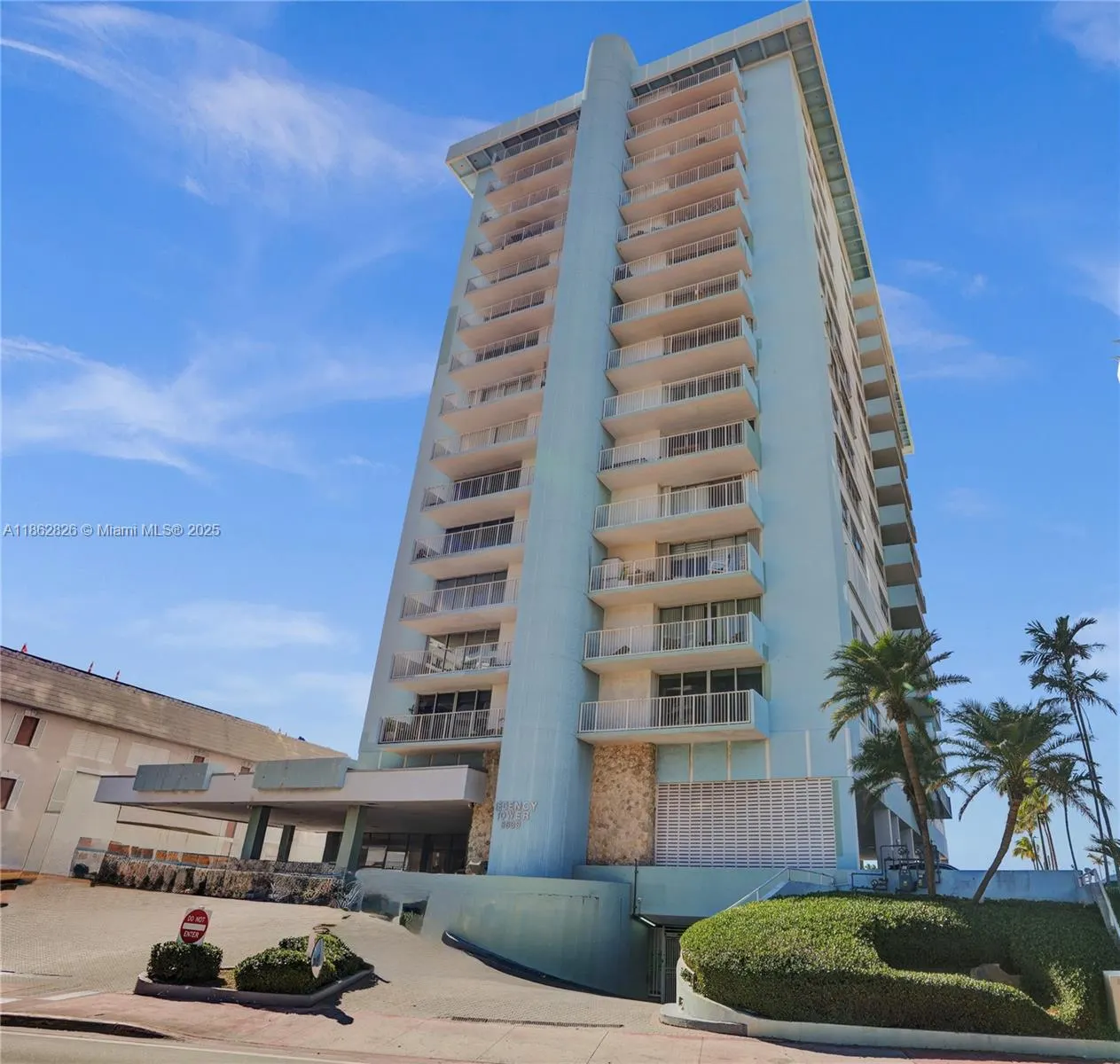 5838 Collins Ave, #7G