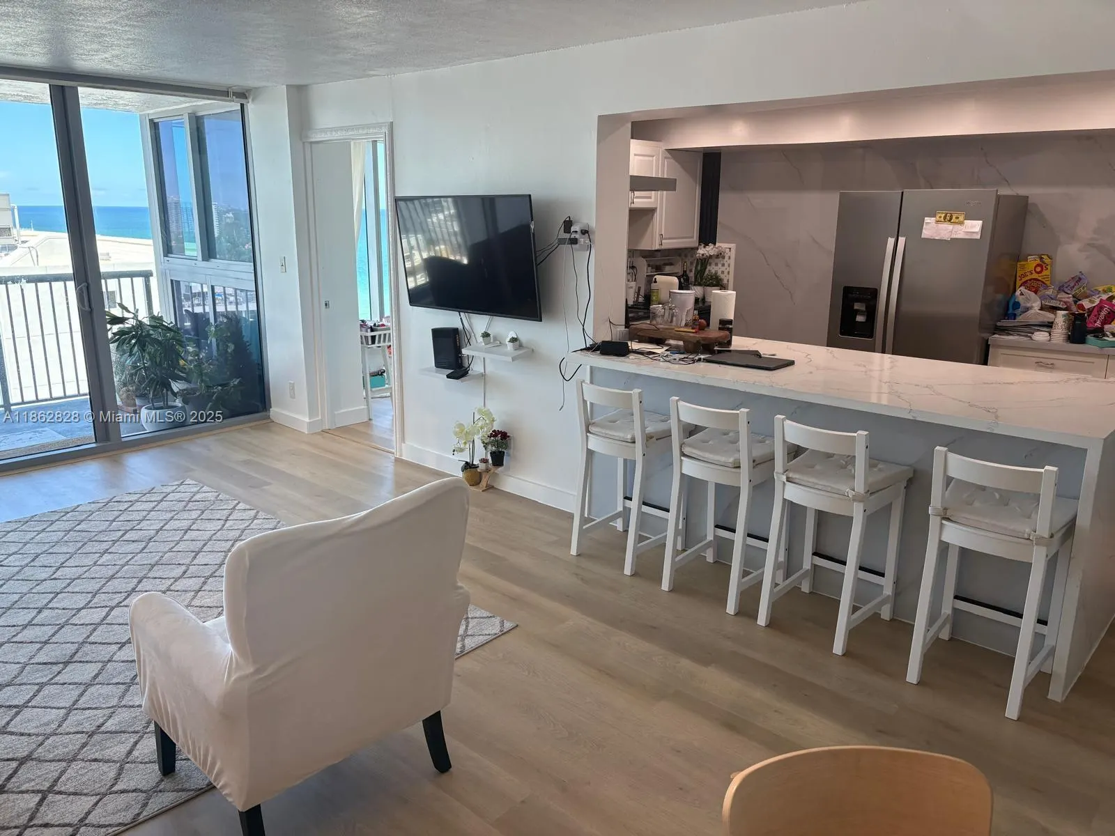 2655 Collins Ave, #2007
