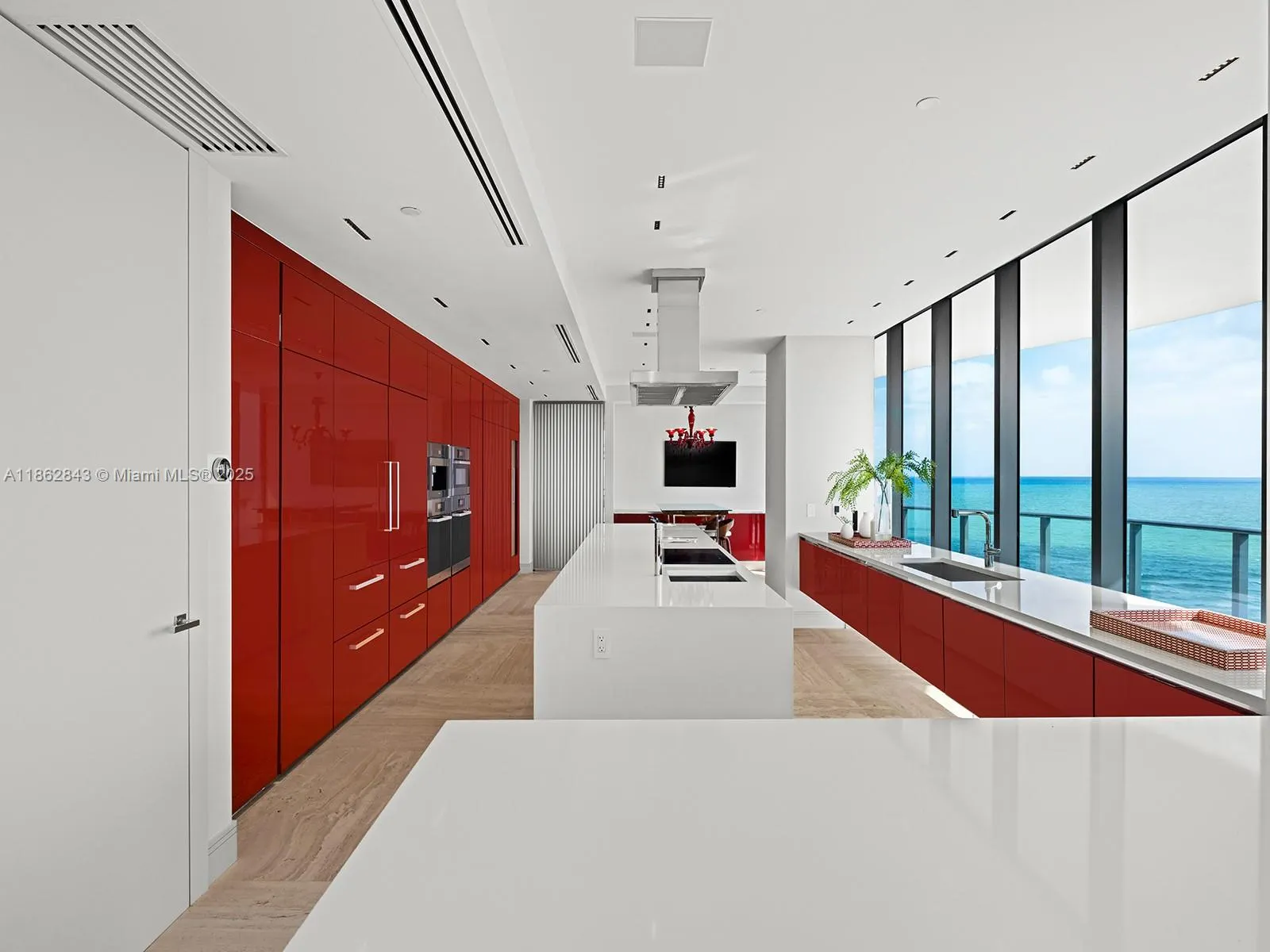 19575 Collins Ave, #9