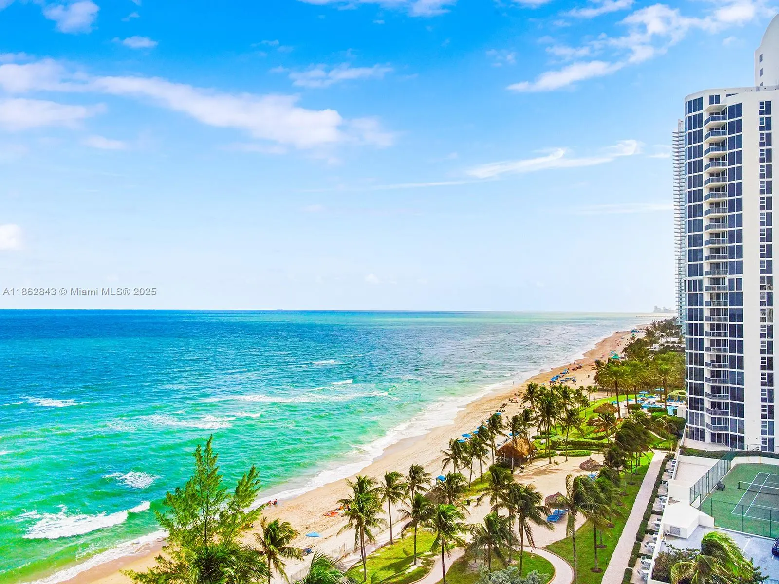 19575 Collins Ave, #9