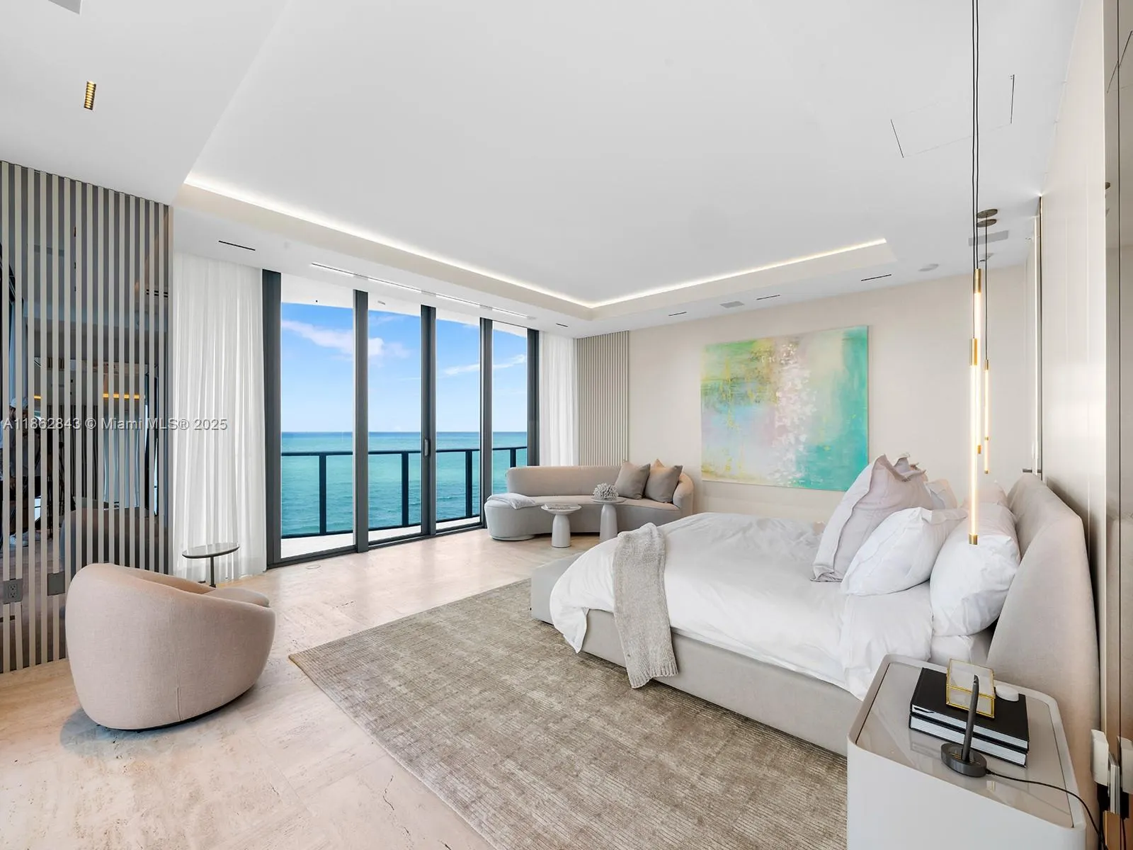 19575 Collins Ave, #9