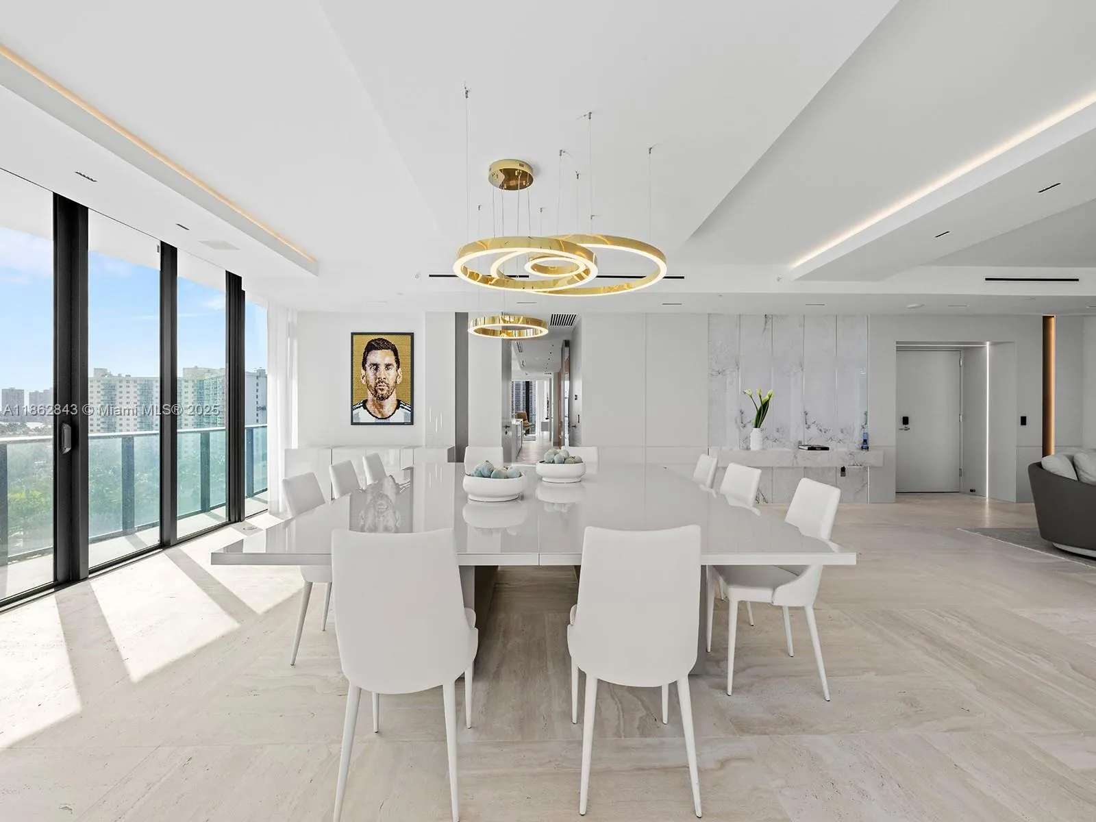 19575 Collins Ave, #9