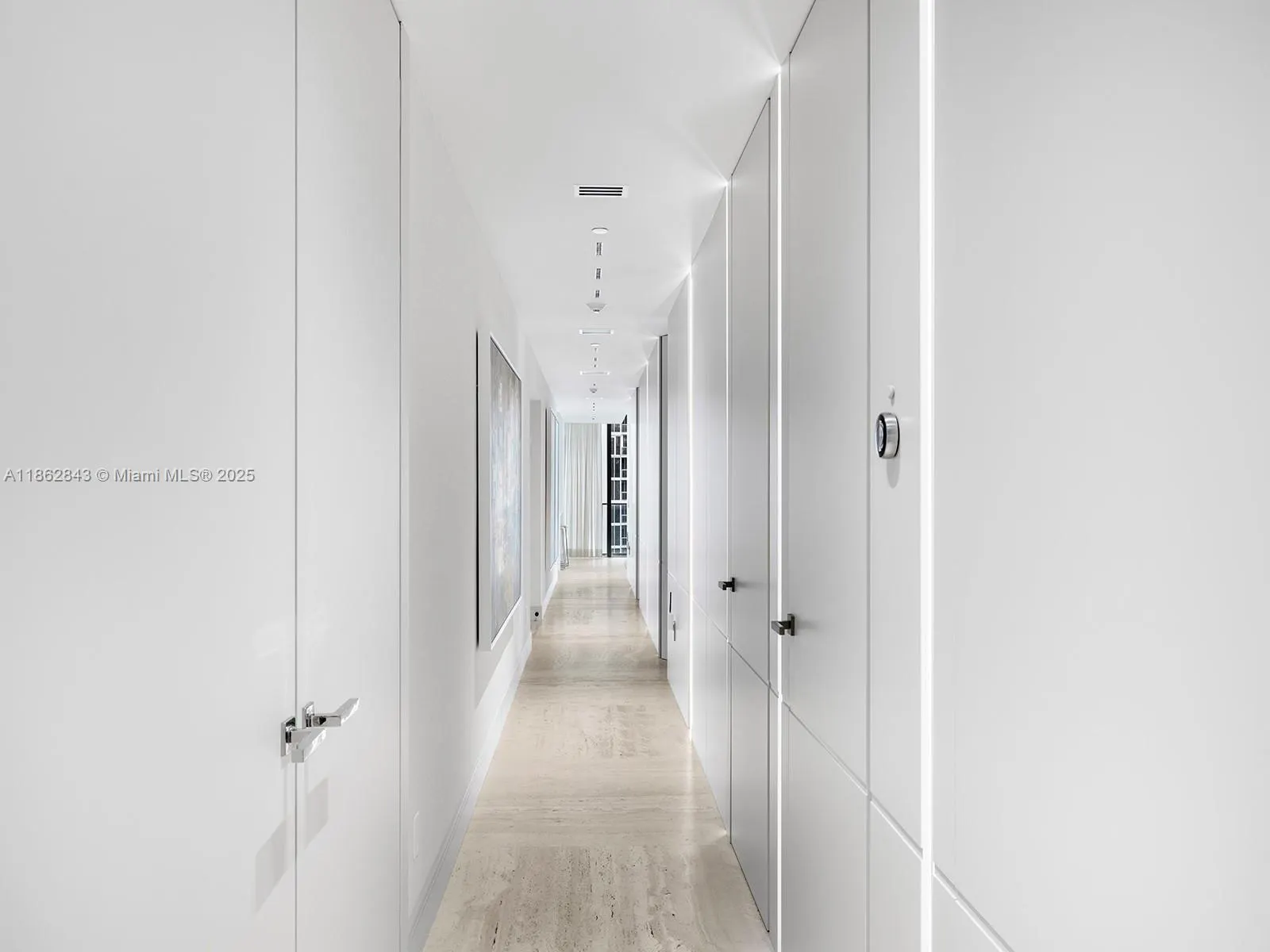 19575 Collins Ave, #9