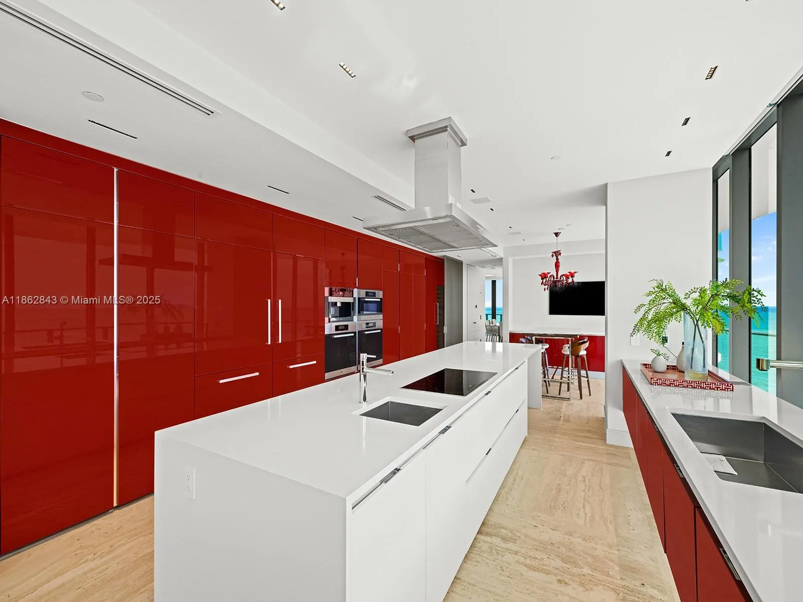 19575 Collins Ave, #9