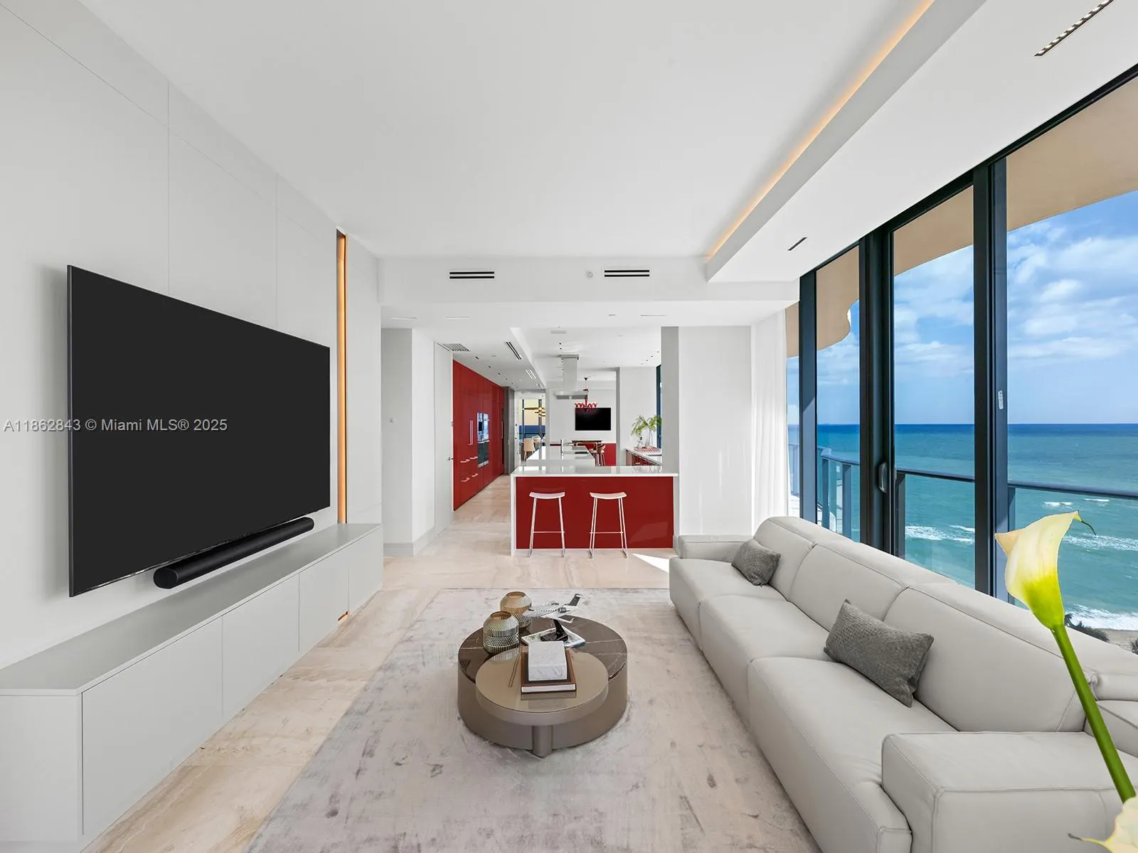 19575 Collins Ave, #9