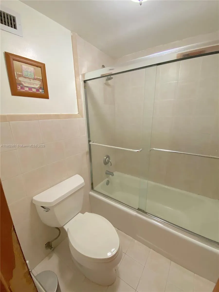 100 Lincoln Rd, #1405
