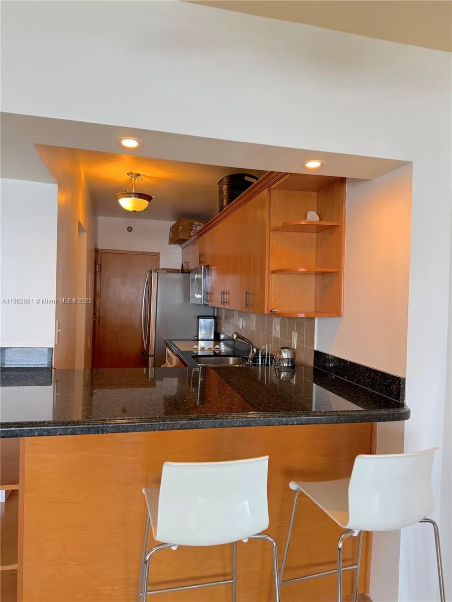 100 Lincoln Rd, #1405