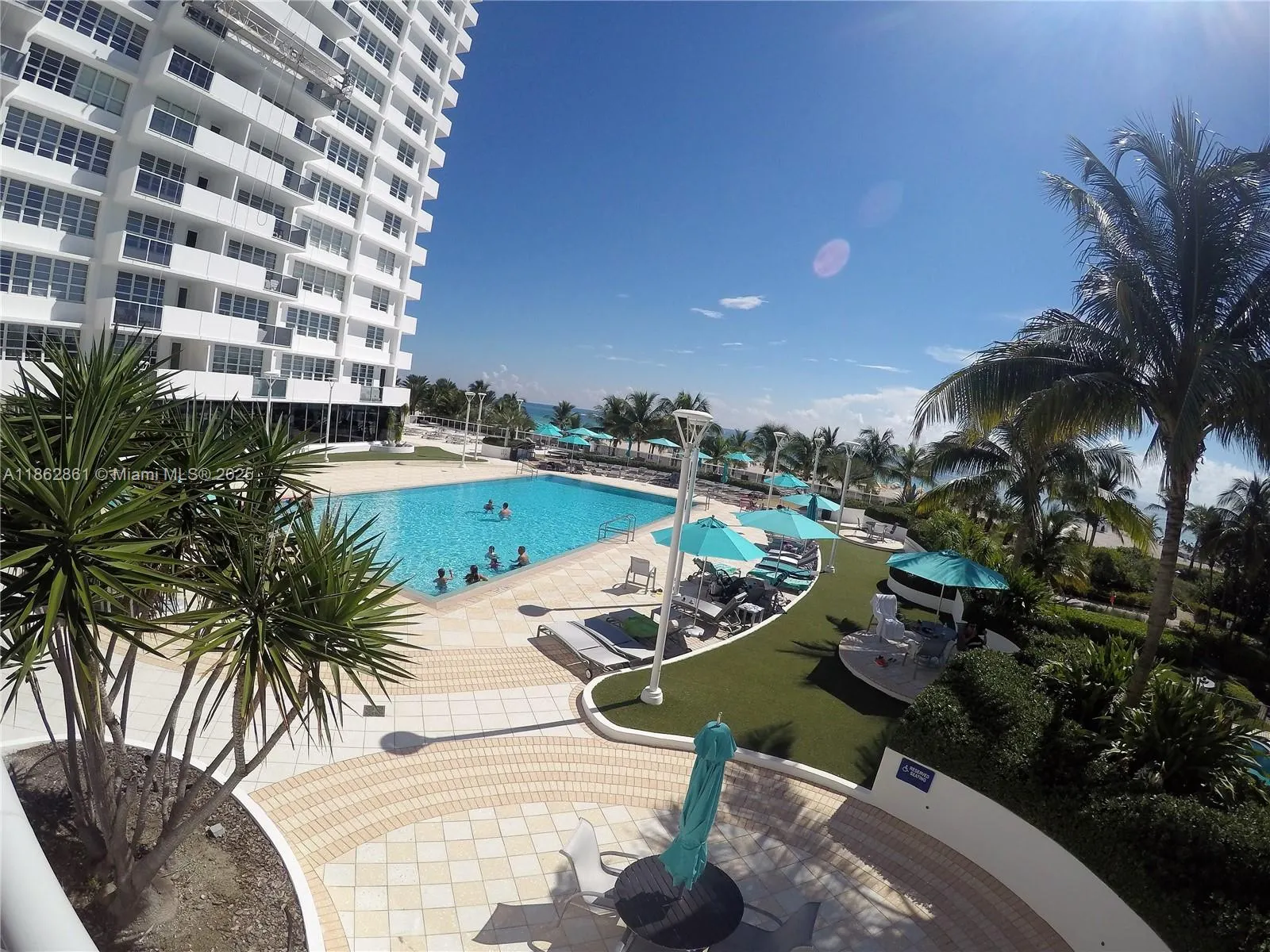 100 Lincoln Rd, #1405