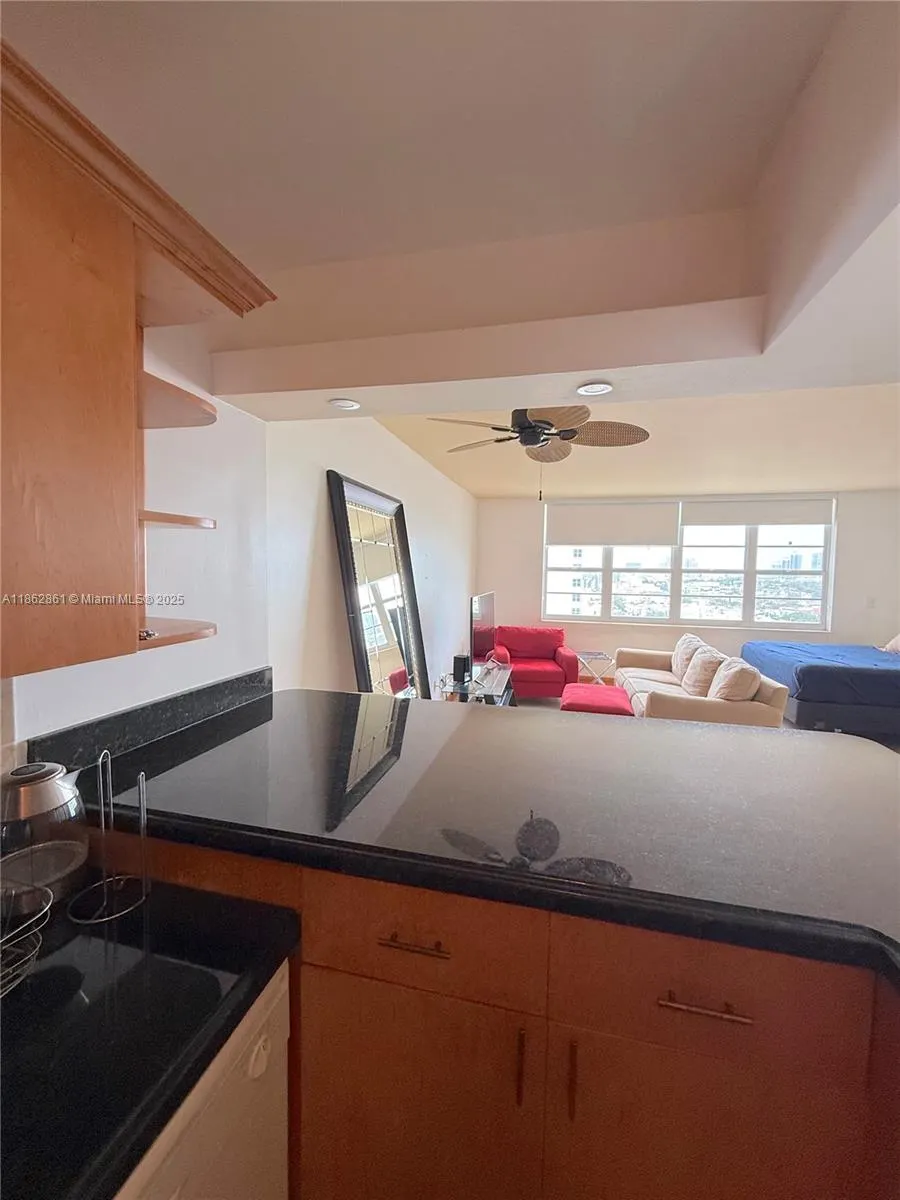 100 Lincoln Rd, #1405
