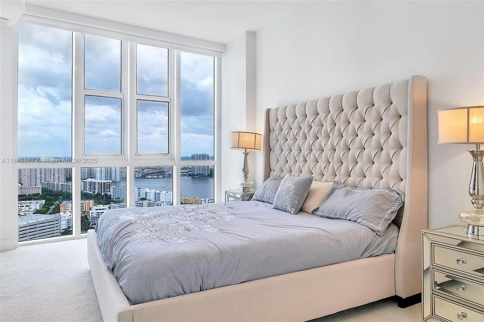 18201 Collins Ave, #4109A