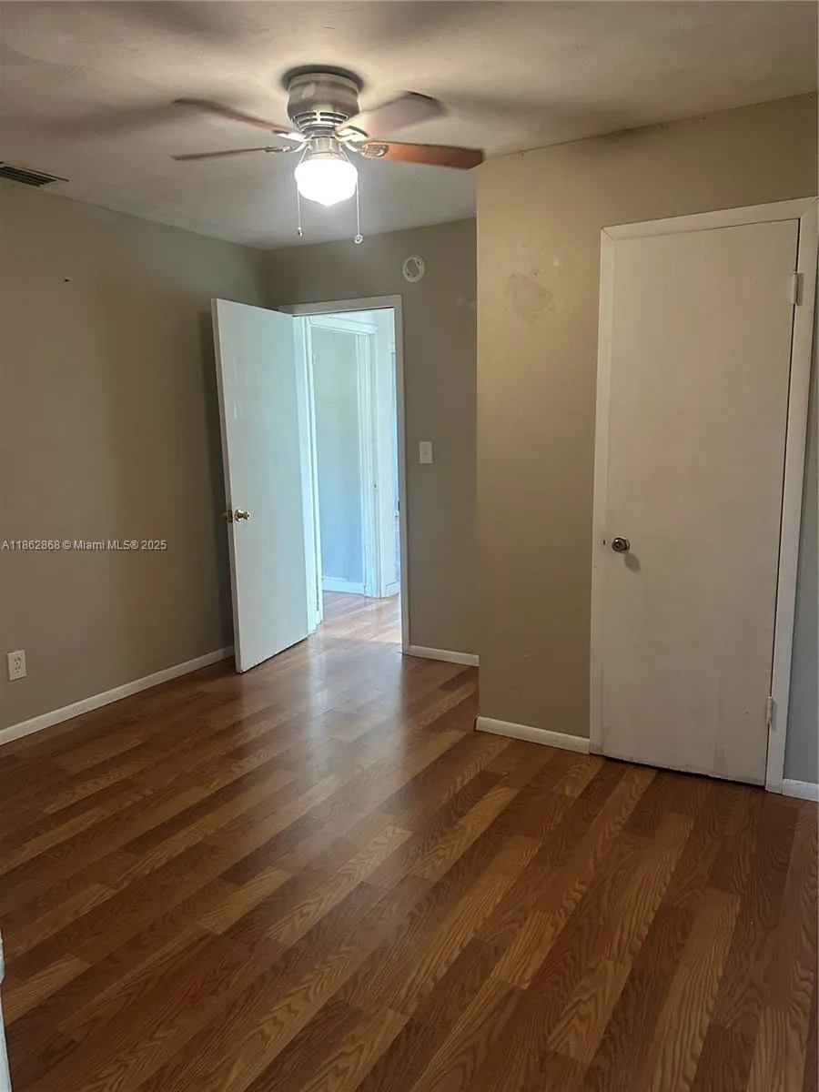 430 E TRINIDAD AVE