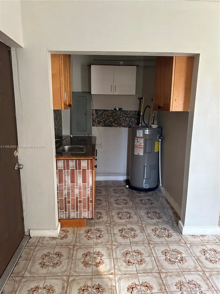 430 E TRINIDAD AVE